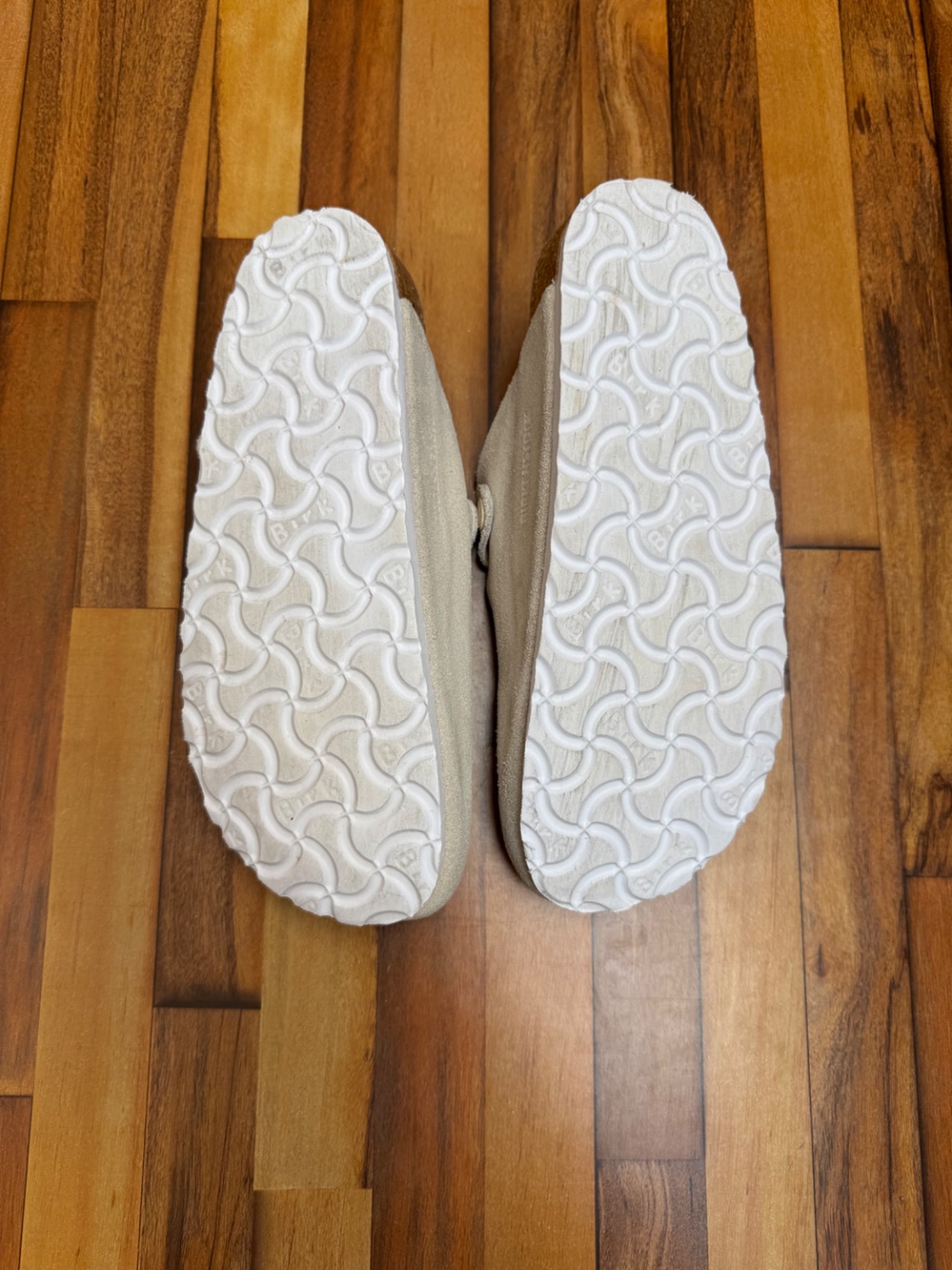 BIRKENSTOCK CLOGS