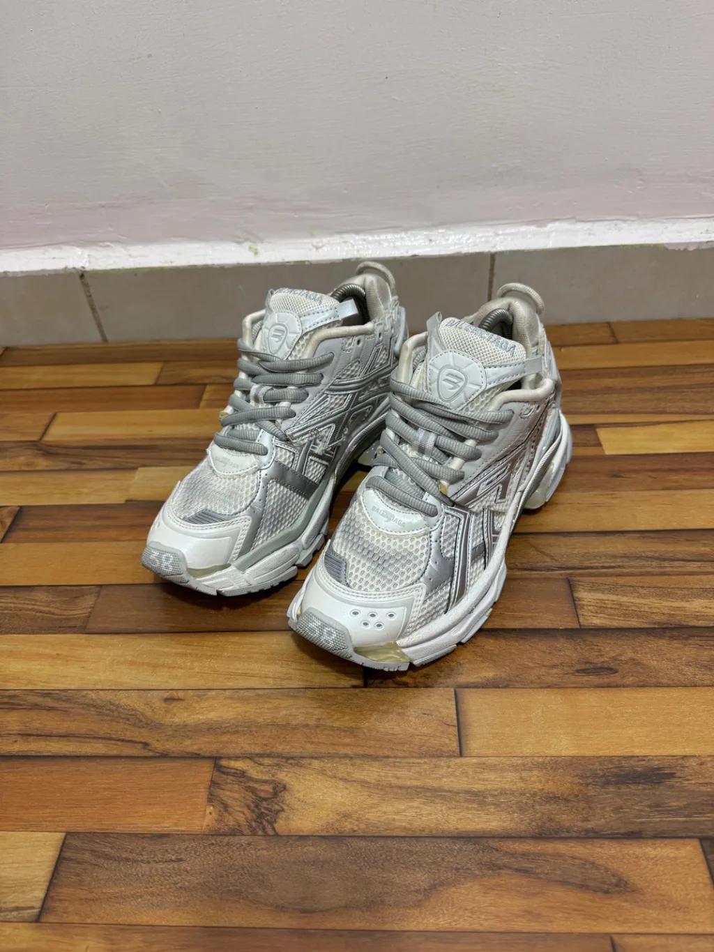 BALENCIAGA RUNNERS 🩶