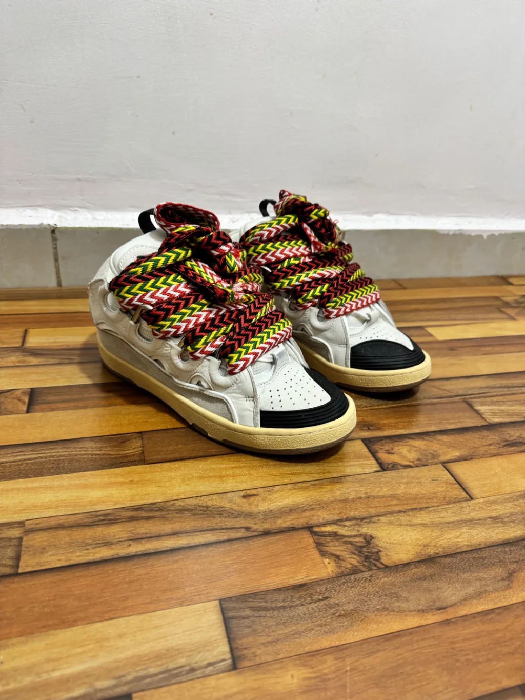LANVIN CURBS
