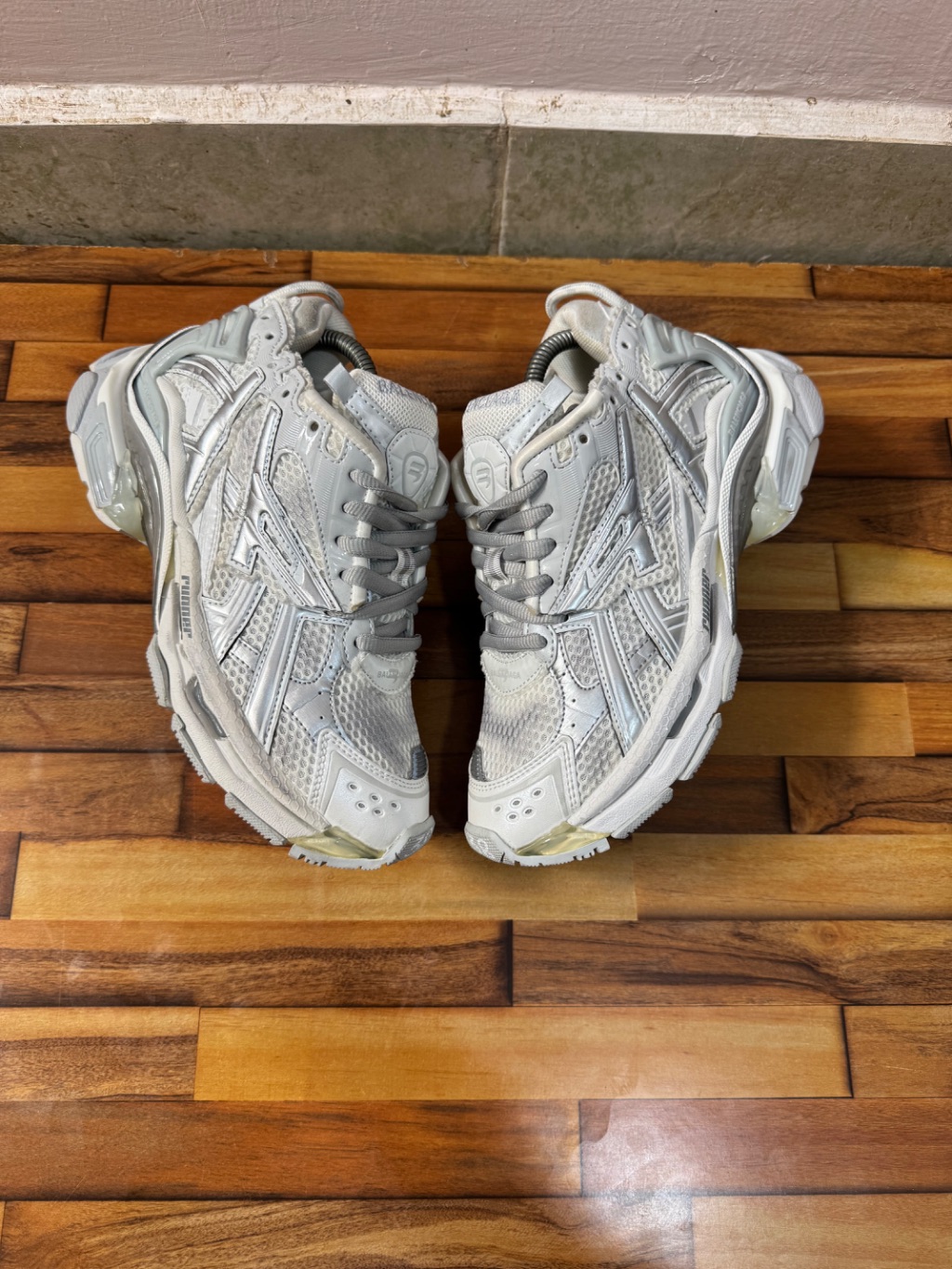BALENCIAGA RUNNERS 