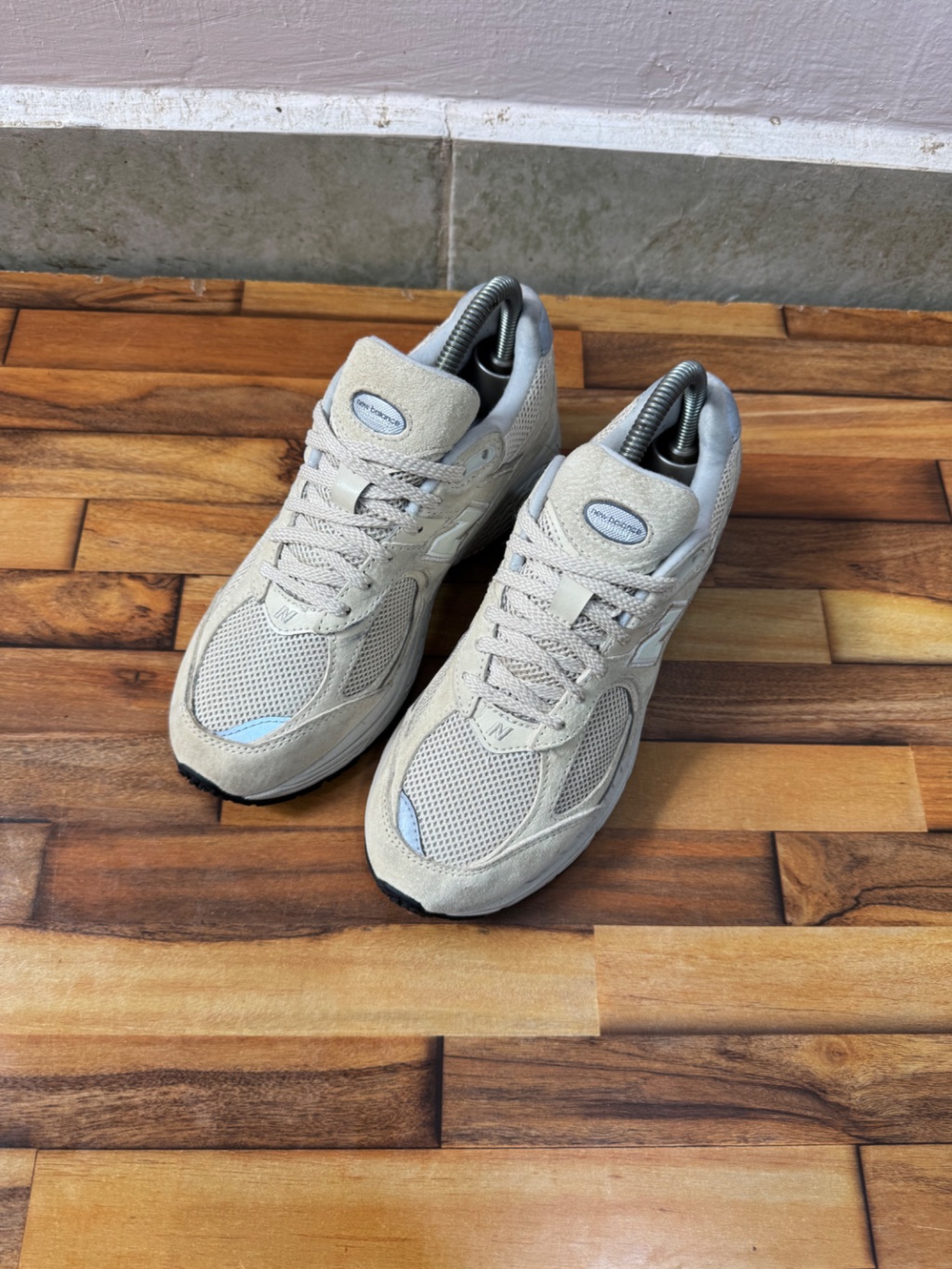 NEWBALANCE 2002R