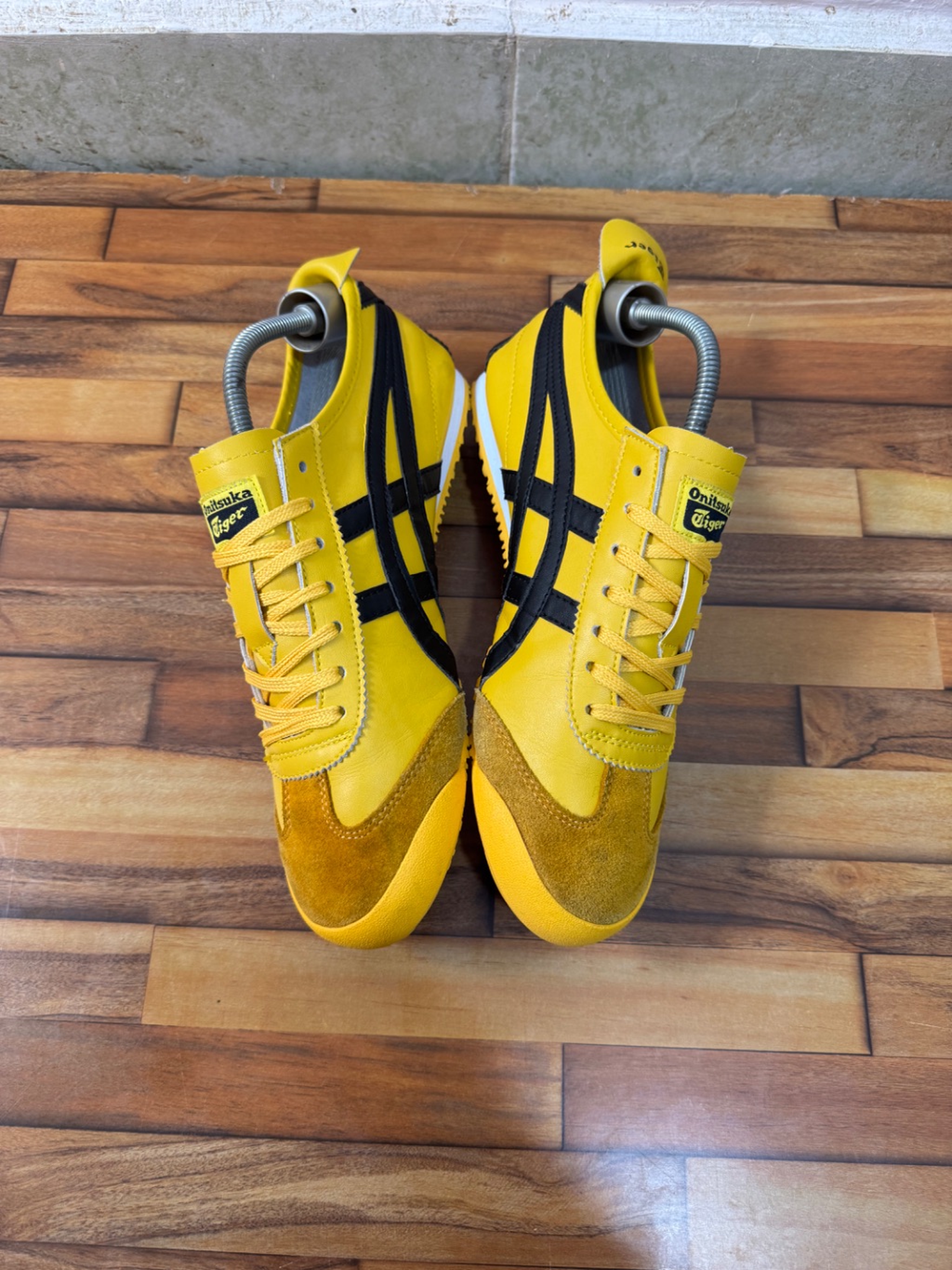 ONITSUKA TIGER 