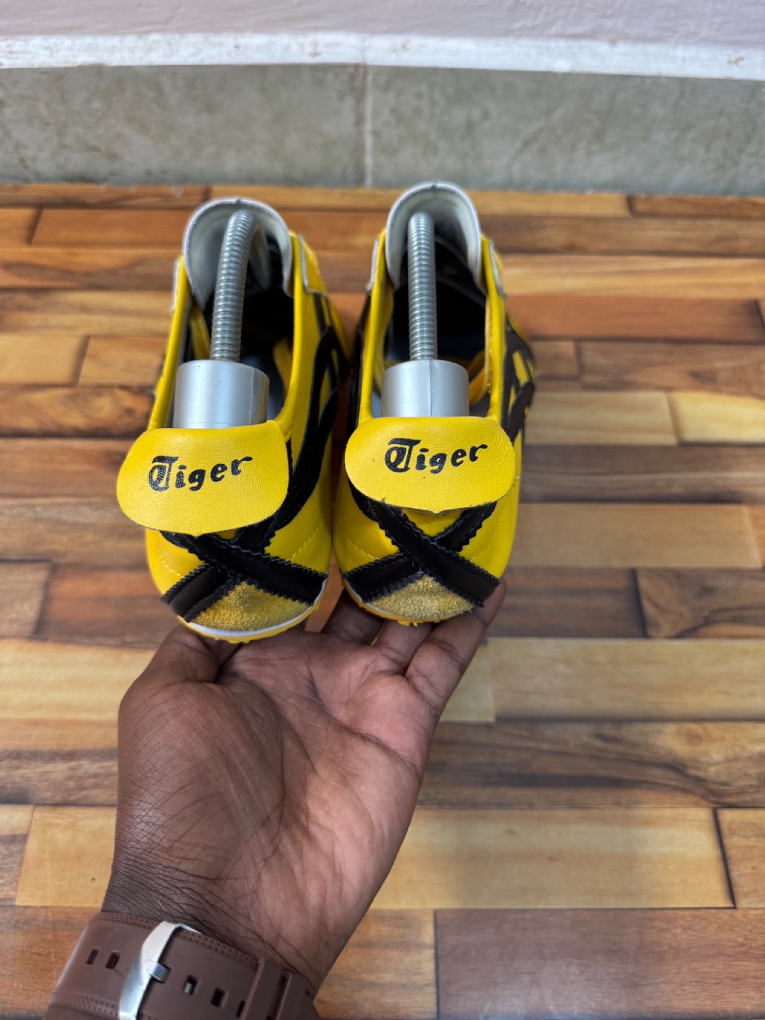 ONITSUKA TIGER 