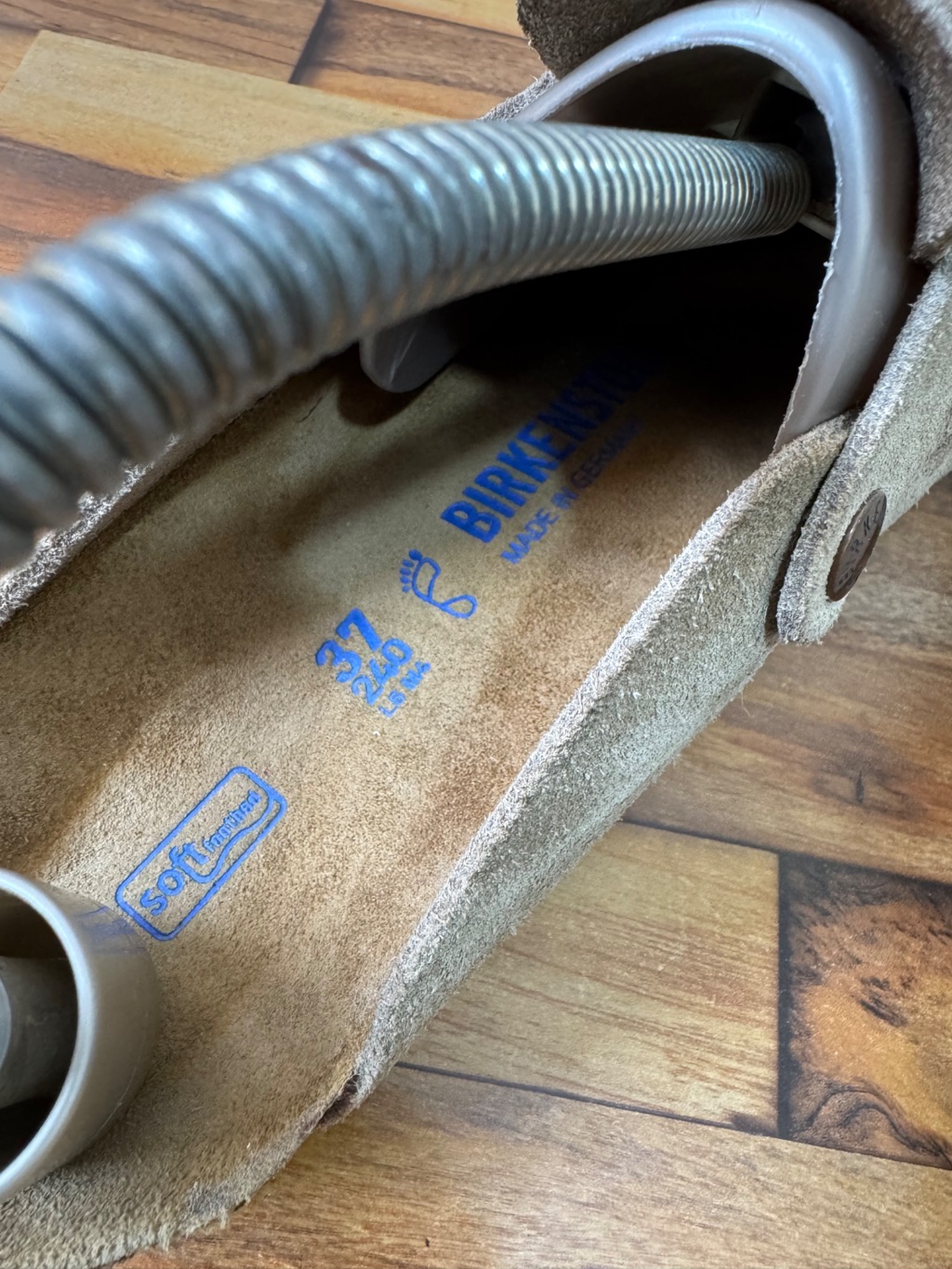 BIRKENSTOCK CLOGS