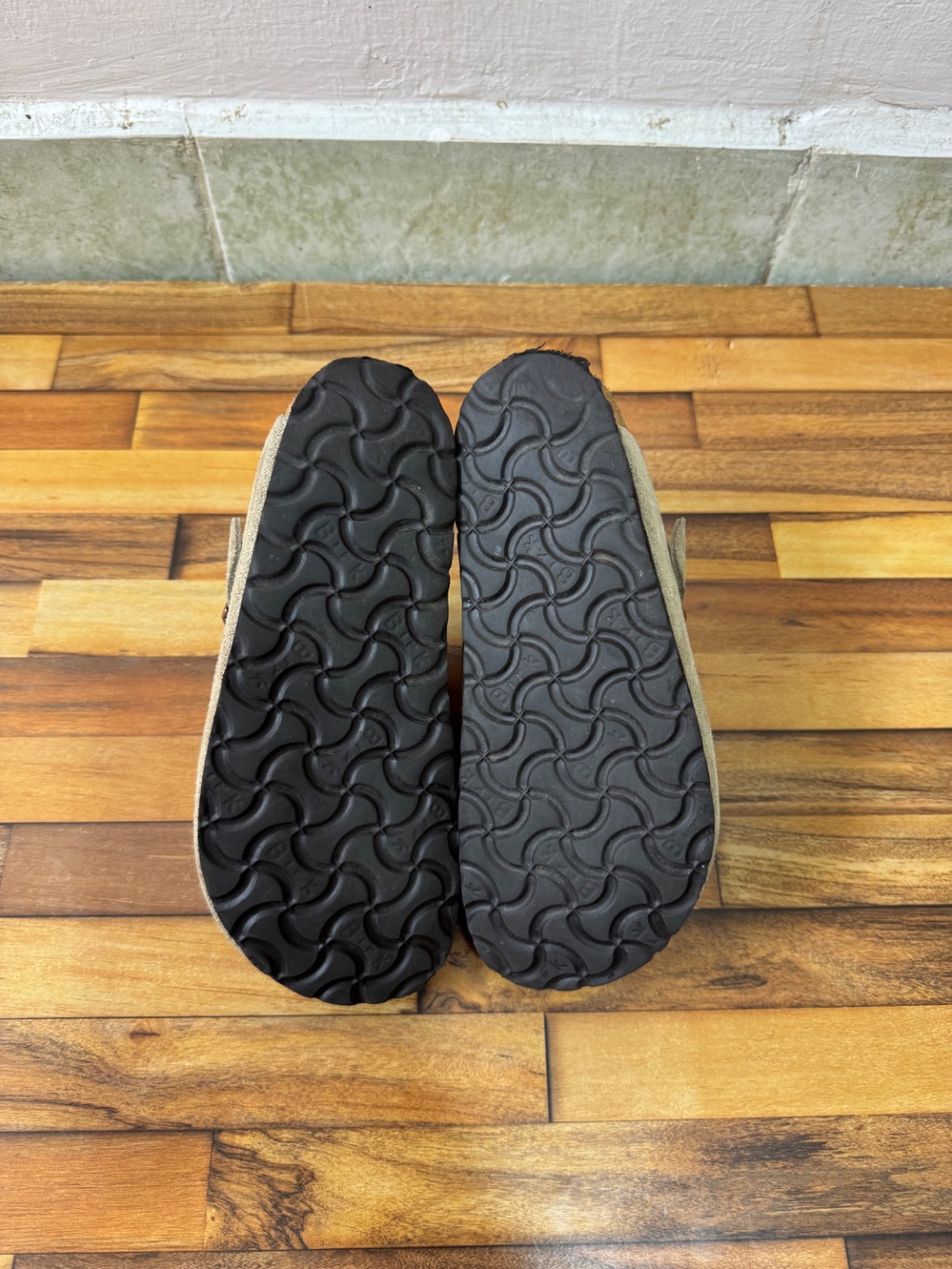 BIRKENSTOCK CLOGS