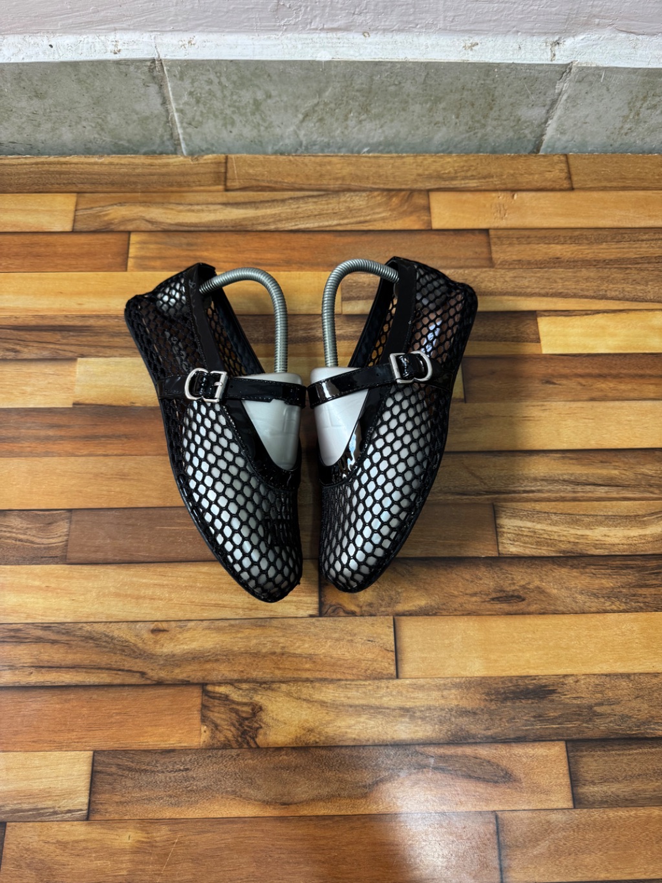 ALAIA FISHNET BALLET FLATS