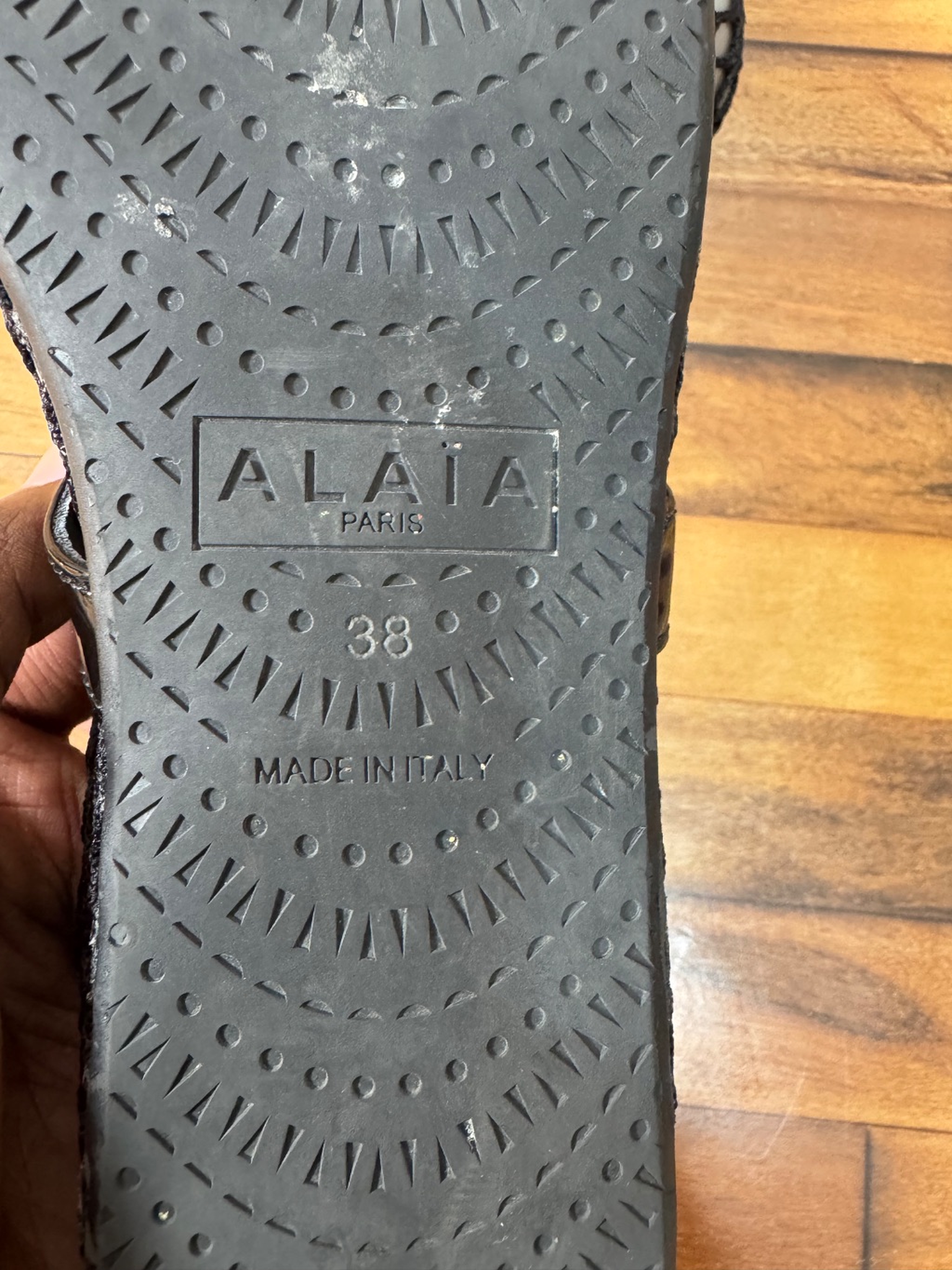 ALAIA FISHNET BALLET FLATS