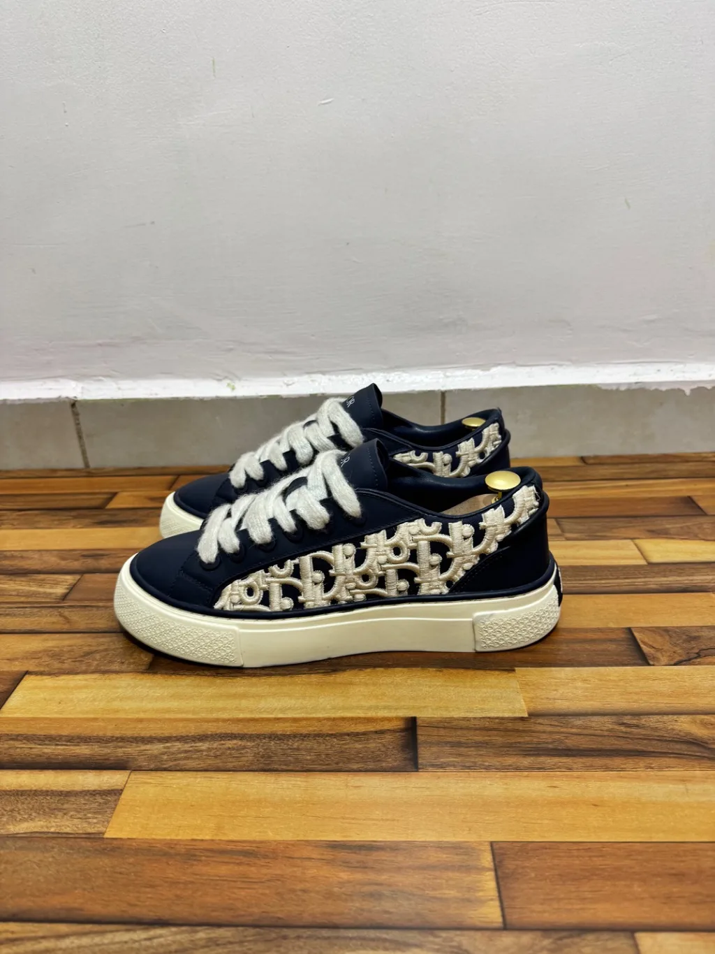 DIOR B33 SNEAKERS