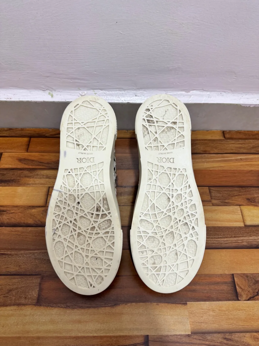 DIOR B33 SNEAKERS