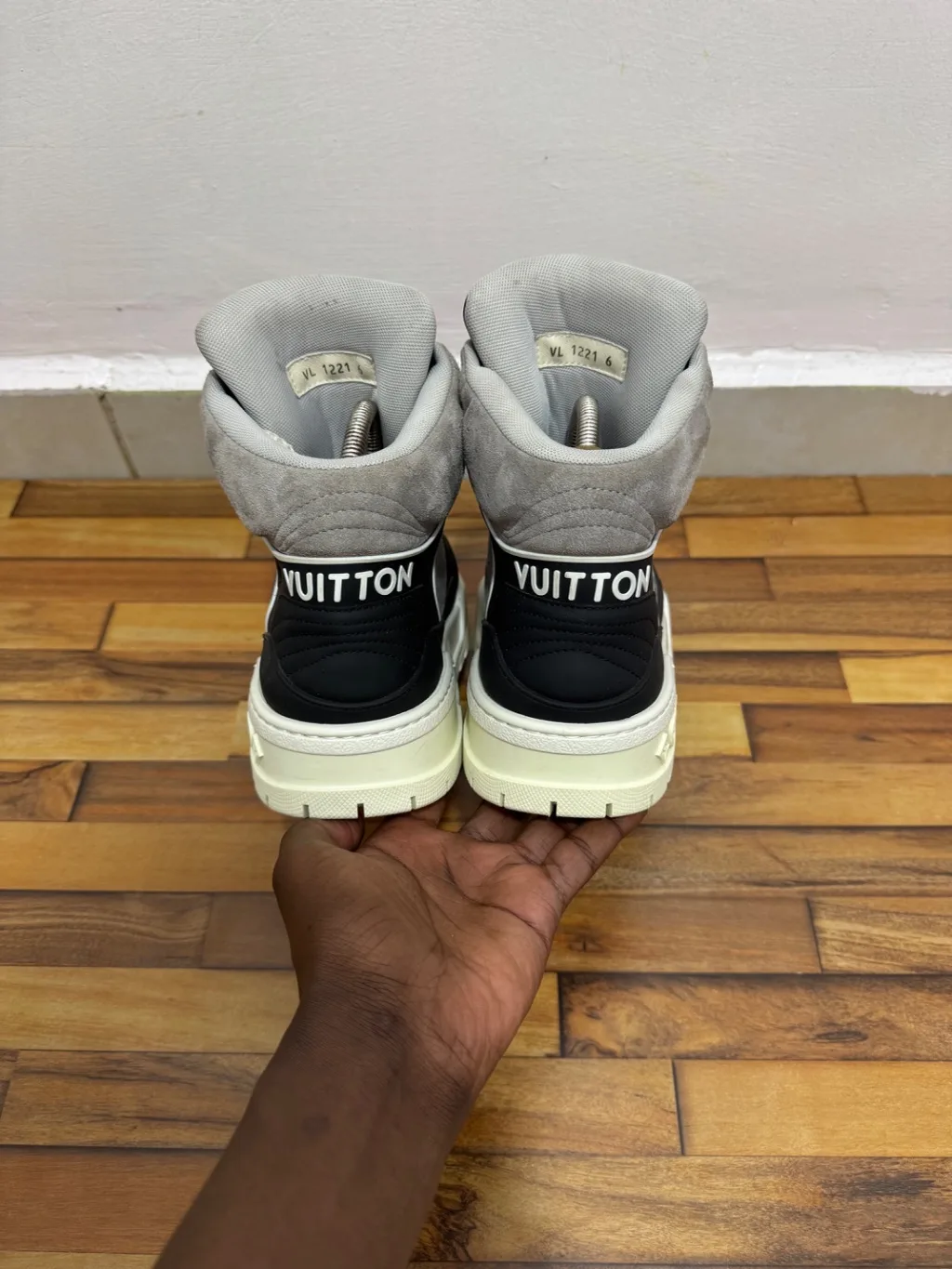 LOUIS VUITTON TRAINERS HIGH TOP SNEAKERS