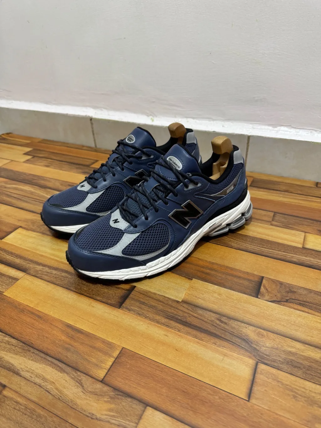 NEWBALANCE 2002R