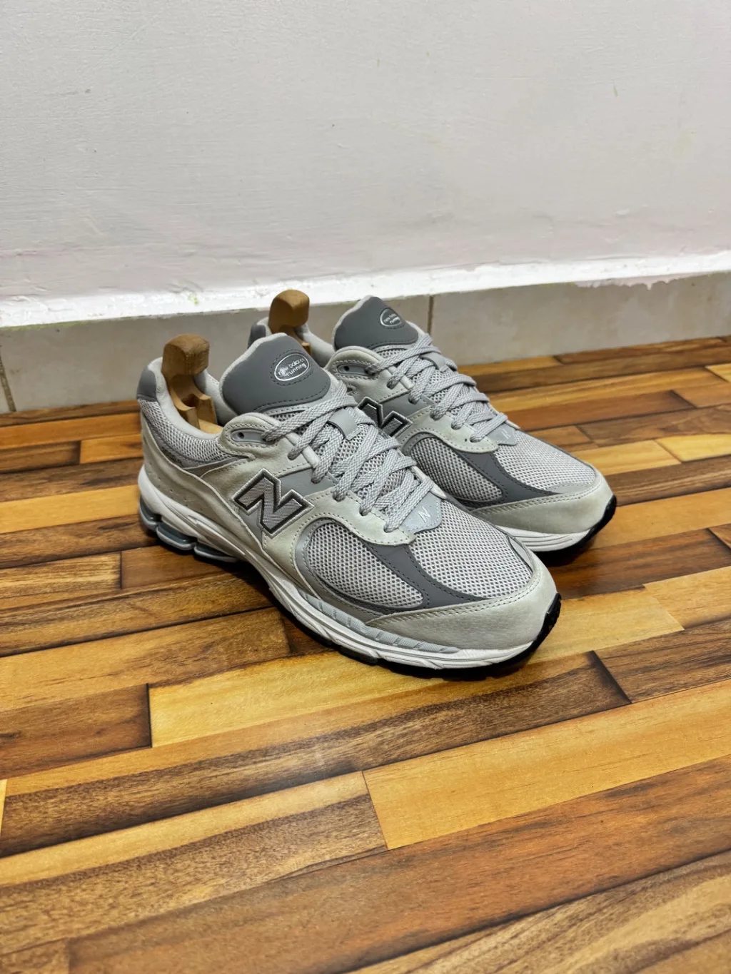 NEWBALANCE 2002R
