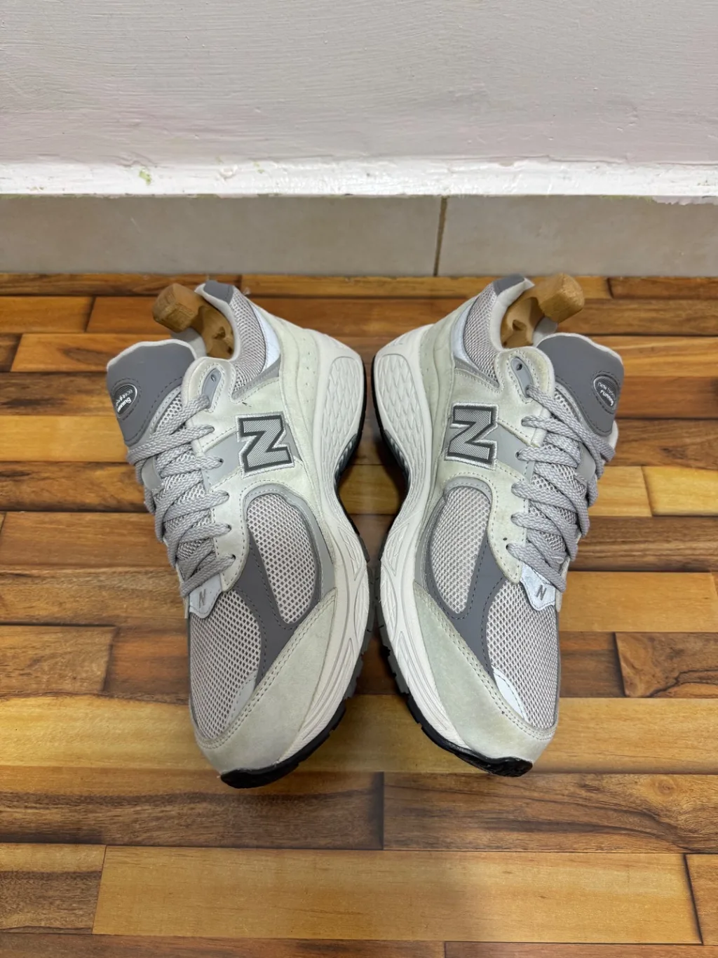 NEWBALANCE 2002R