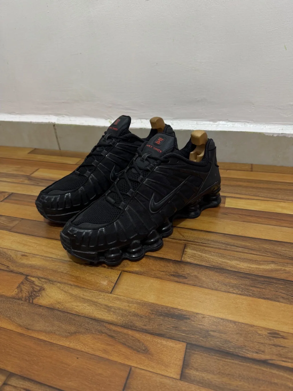 NIKE SHOX 🖤
