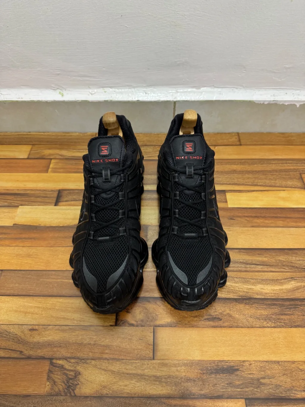 NIKE SHOX 🖤