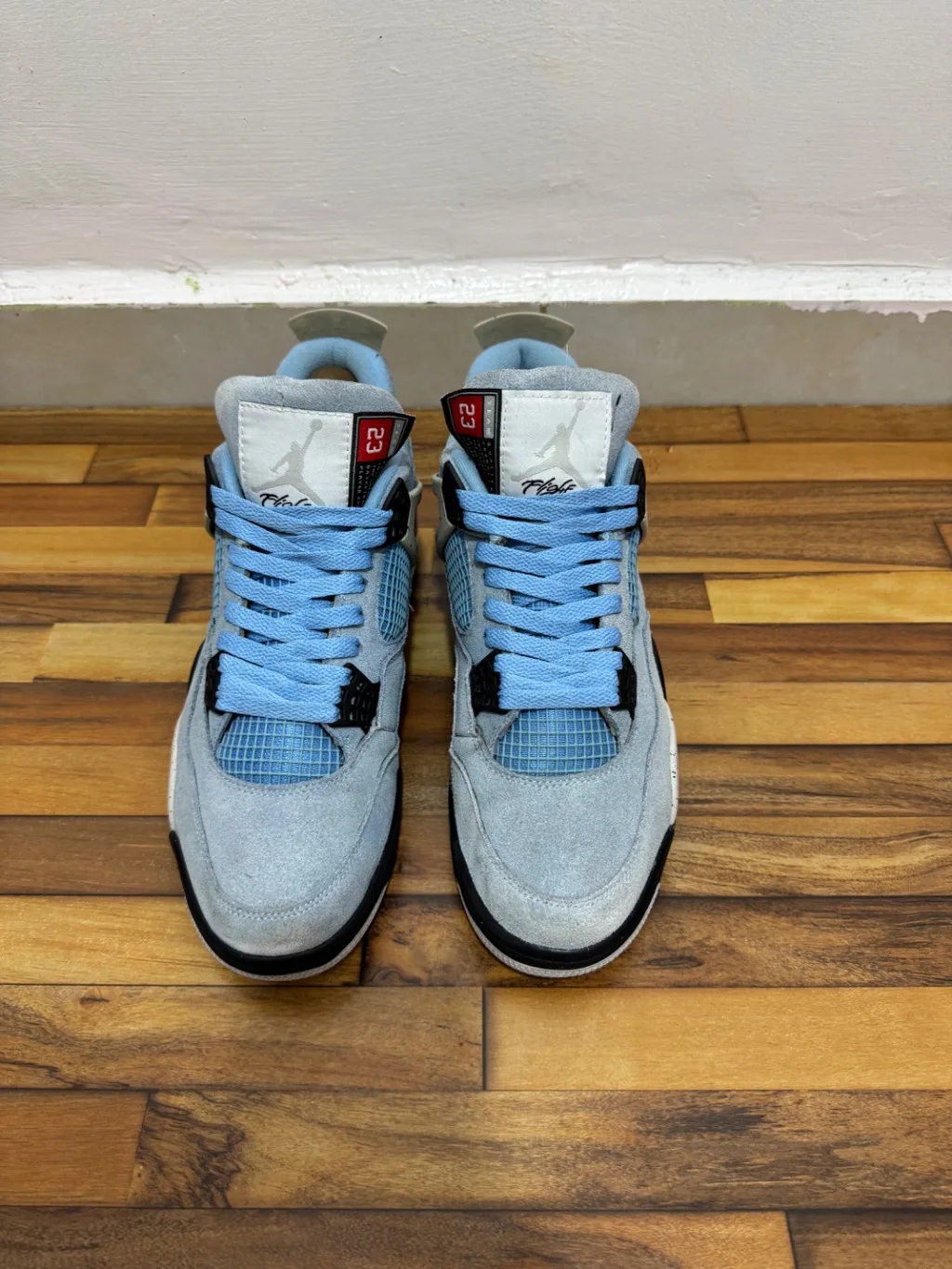 JORDAN 4s