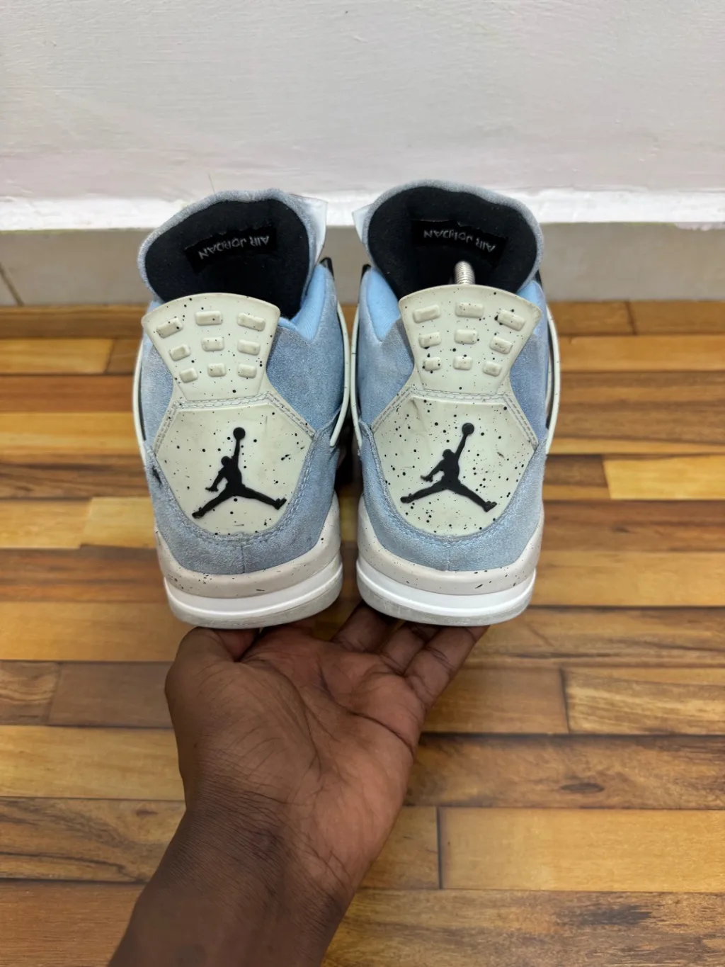 JORDAN 4s