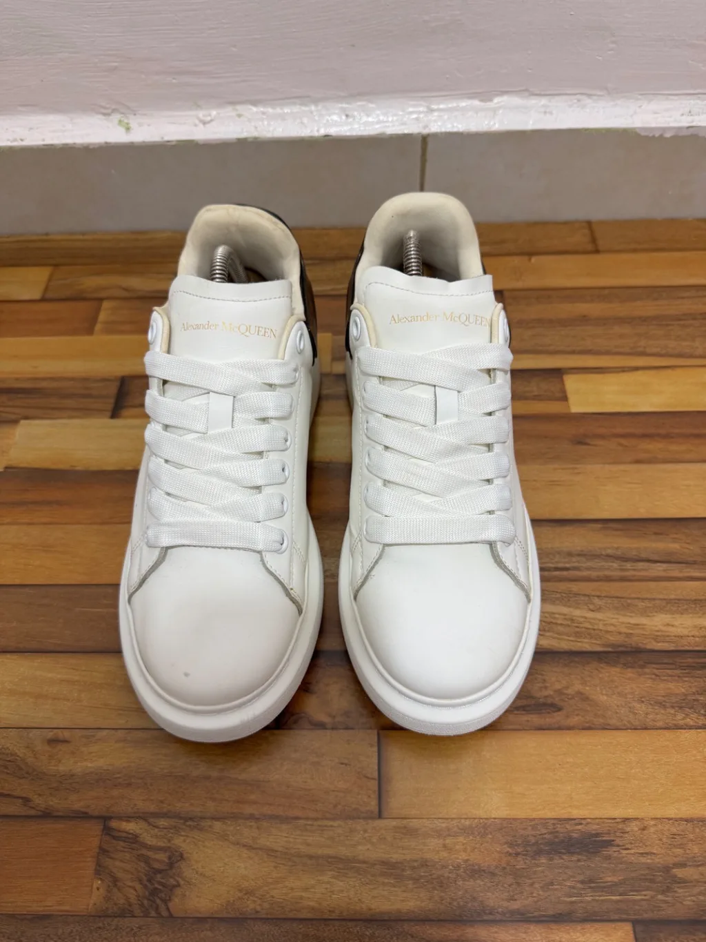 ALEXANDER MCQUEEN 🤍