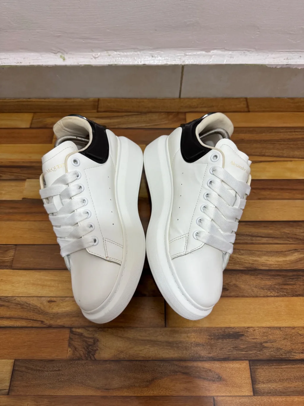 ALEXANDER MCQUEEN 🤍