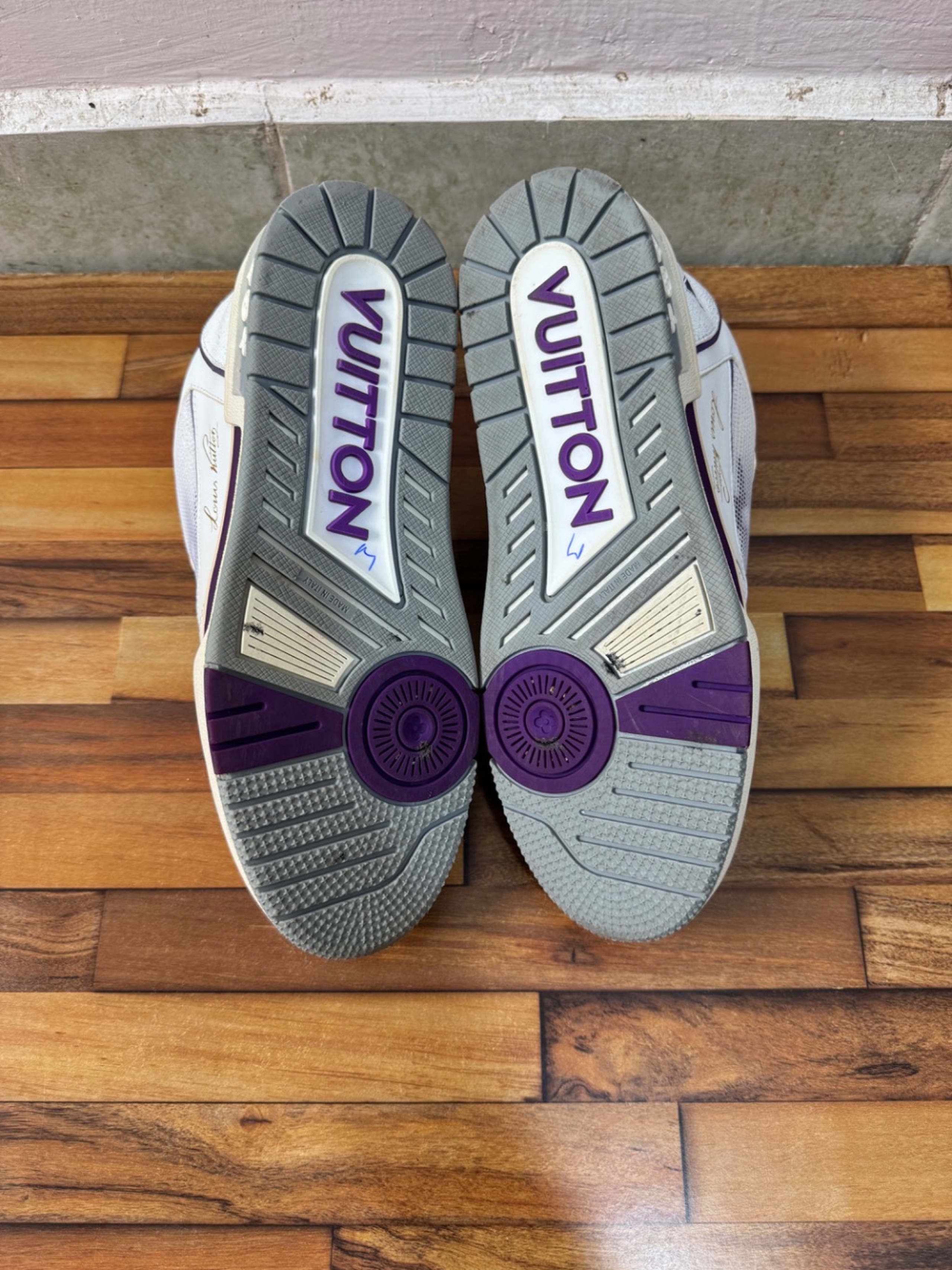 LOUIS VUITTON TRAINERS 💜