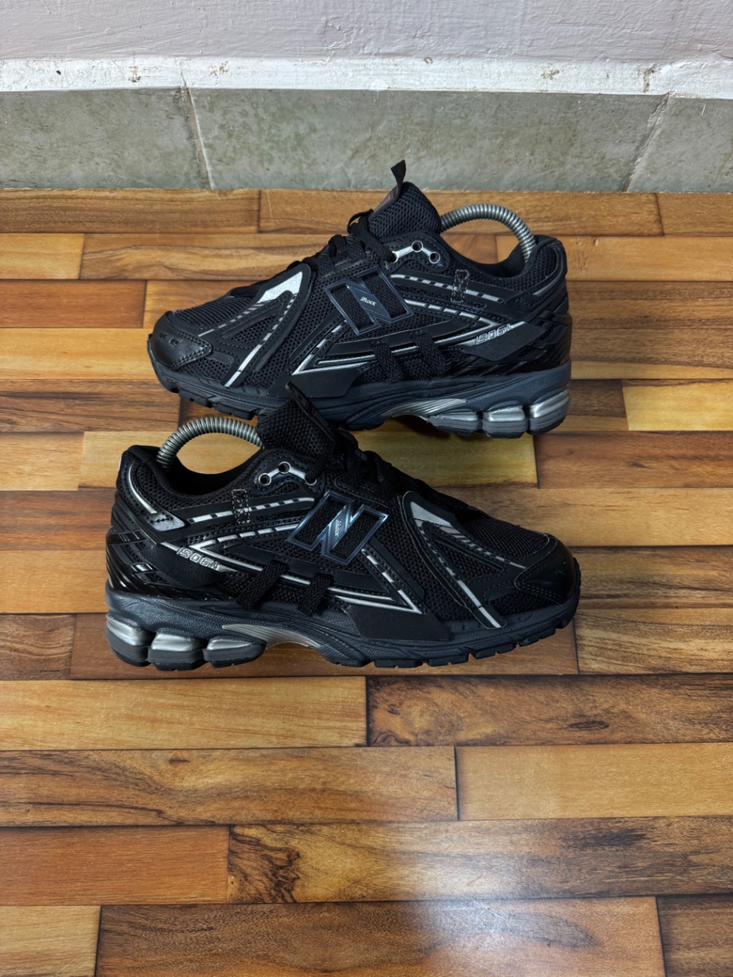 NEWBALANCE 1906A 🖤