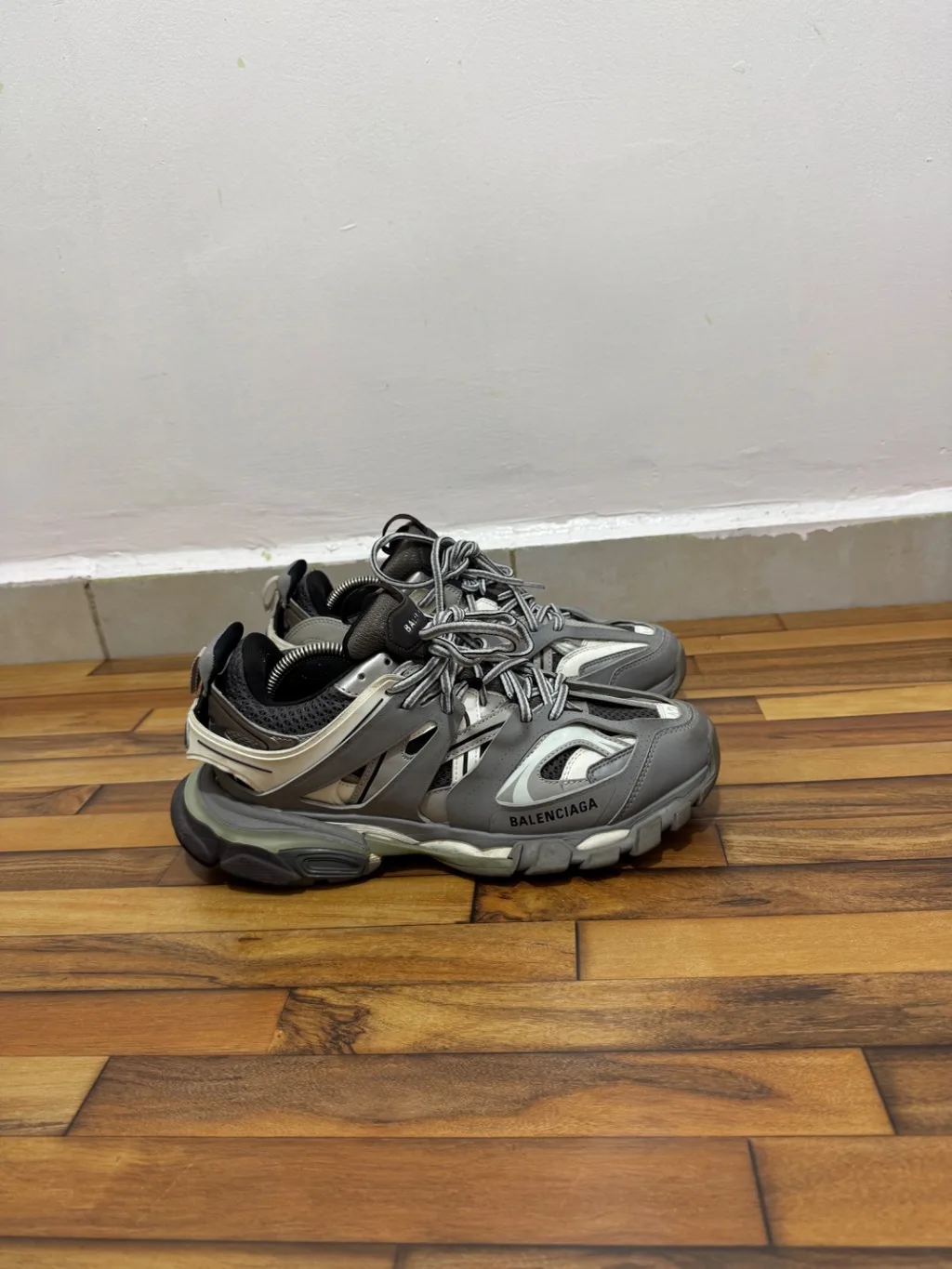 BALENCIAGA TRACK 🩶