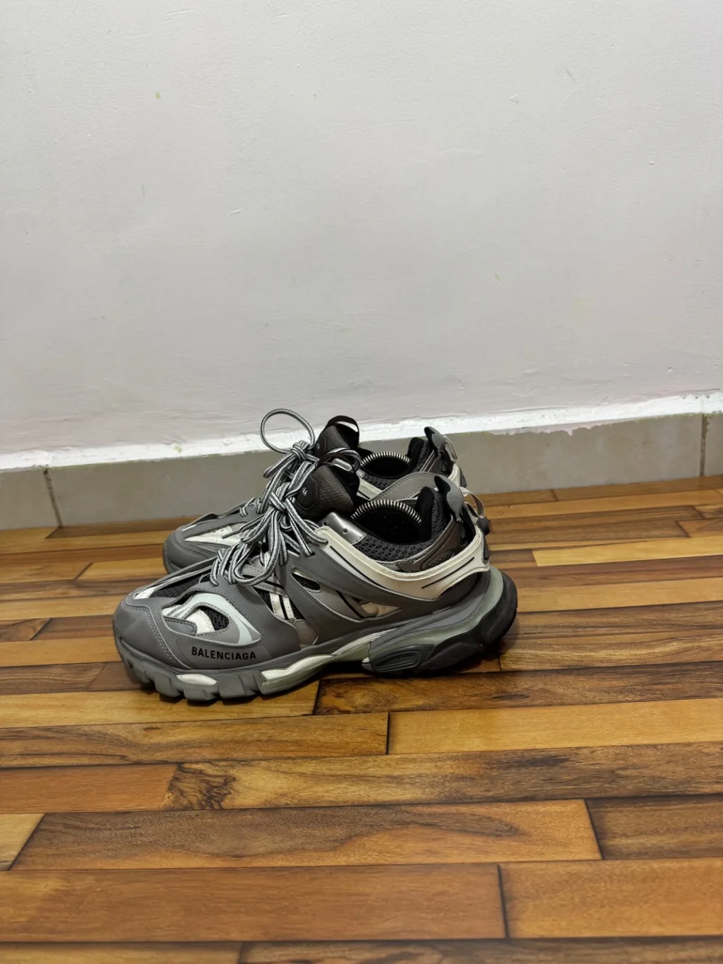 BALENCIAGA TRACK 🩶