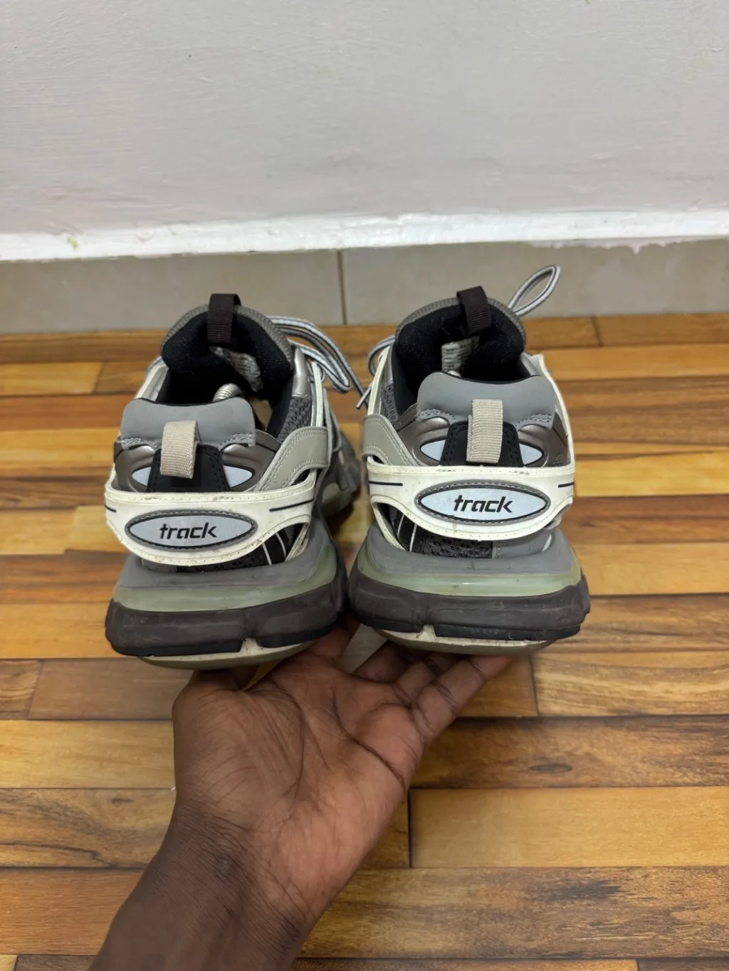 BALENCIAGA TRACK 🩶