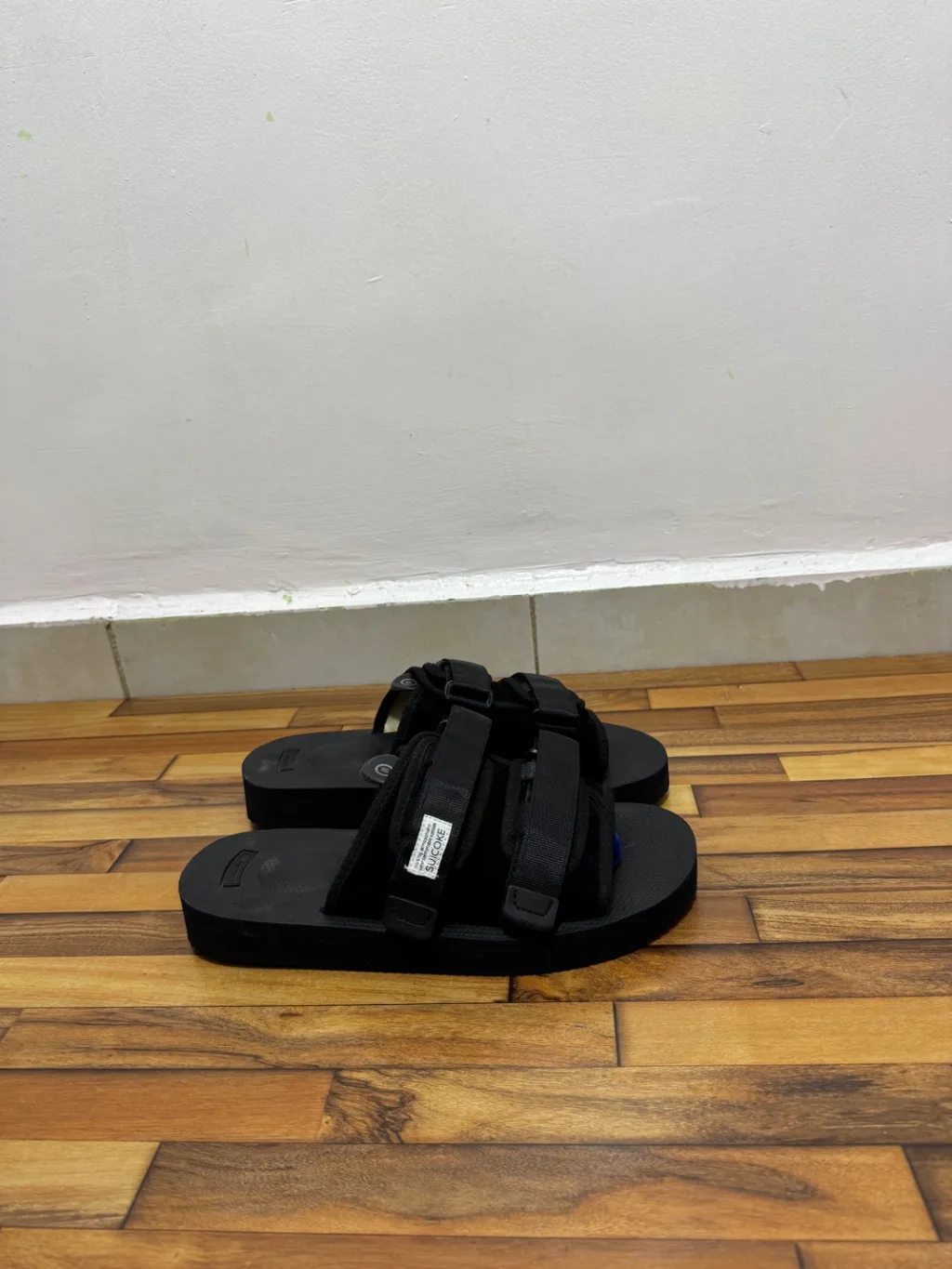 SUICOKE SANDALS 🖤