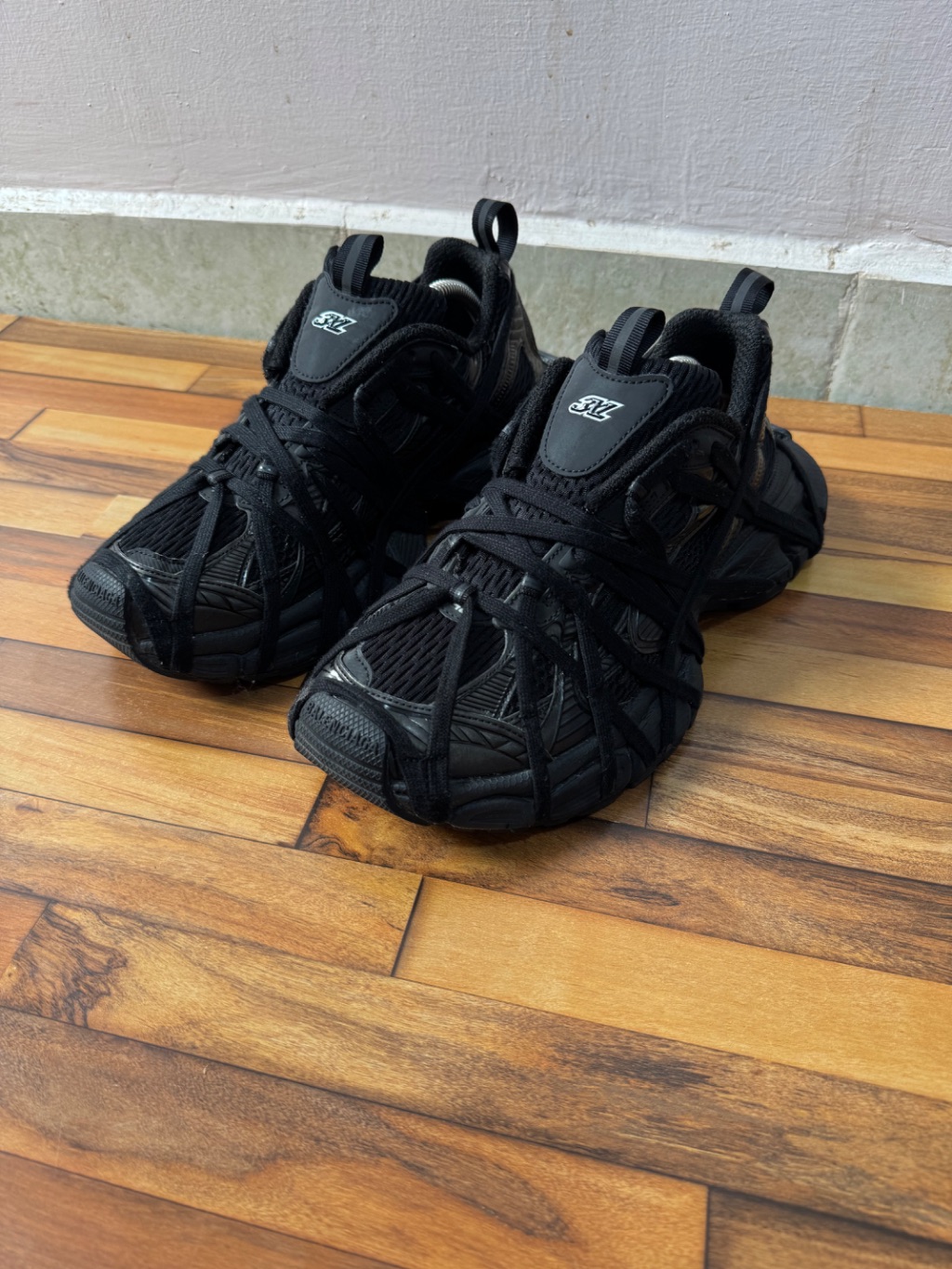 BALENCIAGA 3XL 🖤