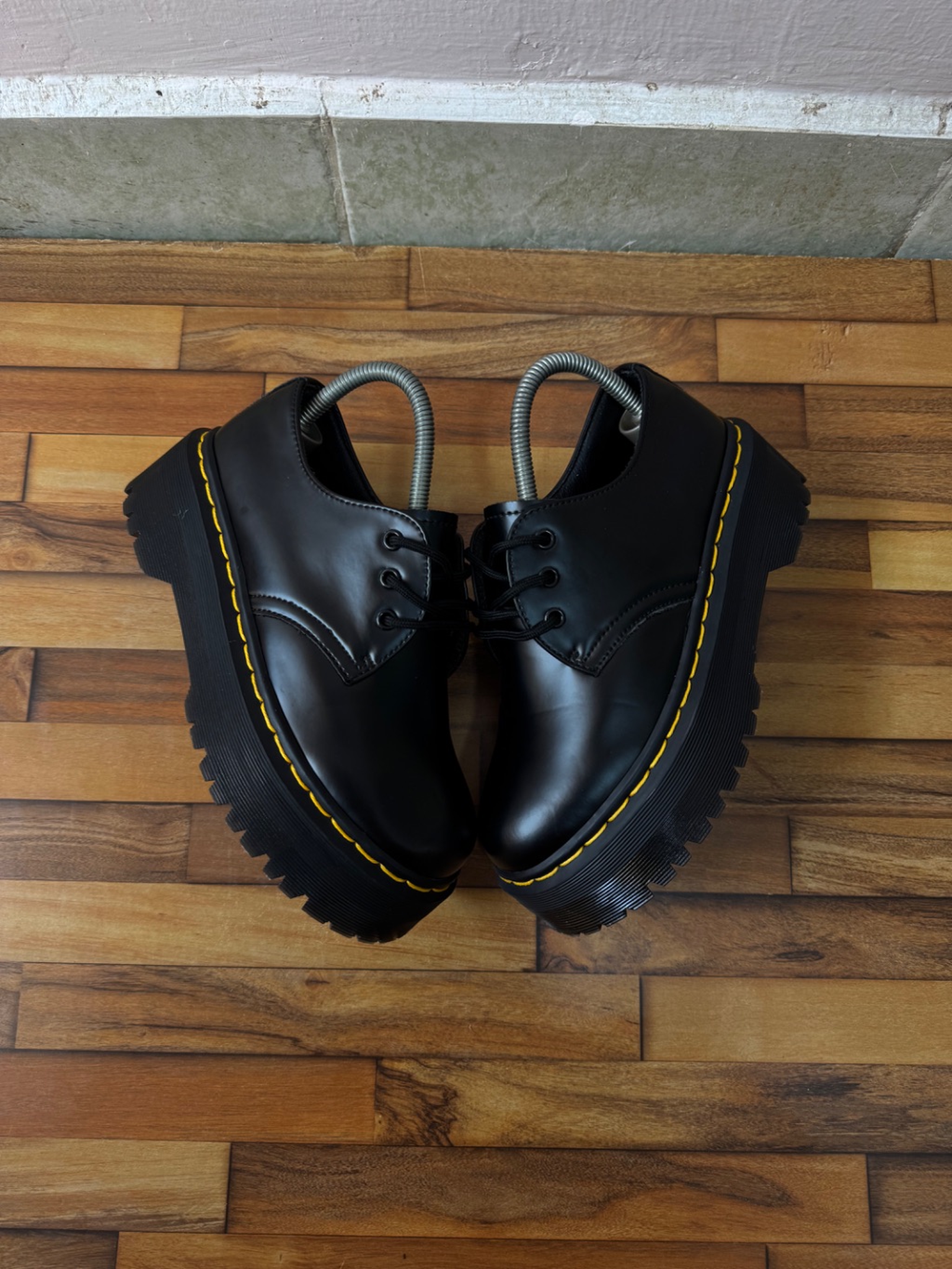 DR MARTENS 🖤