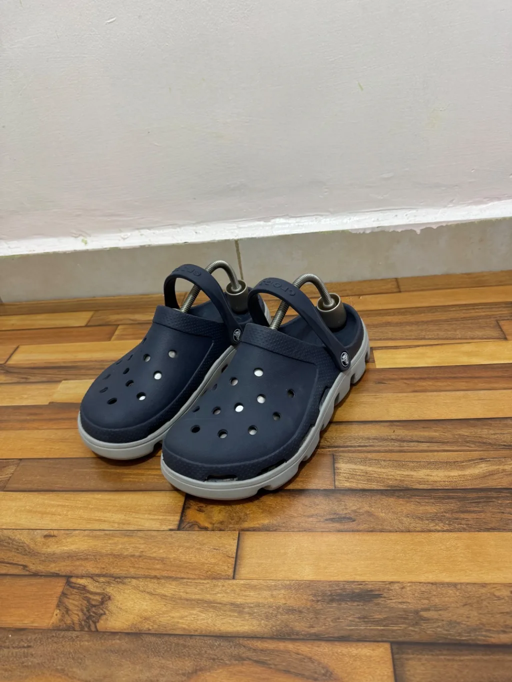 CROCS