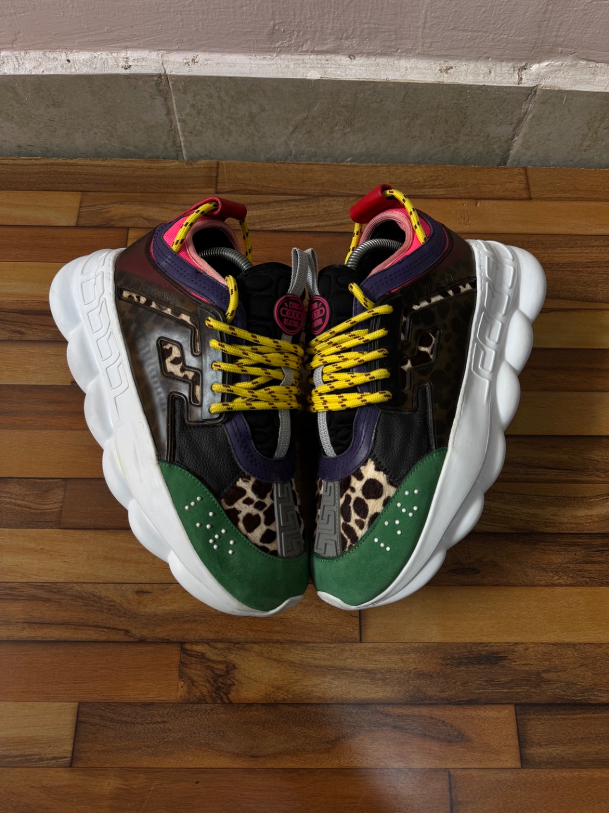 VERSACE CHAIN REACTION ⛓️