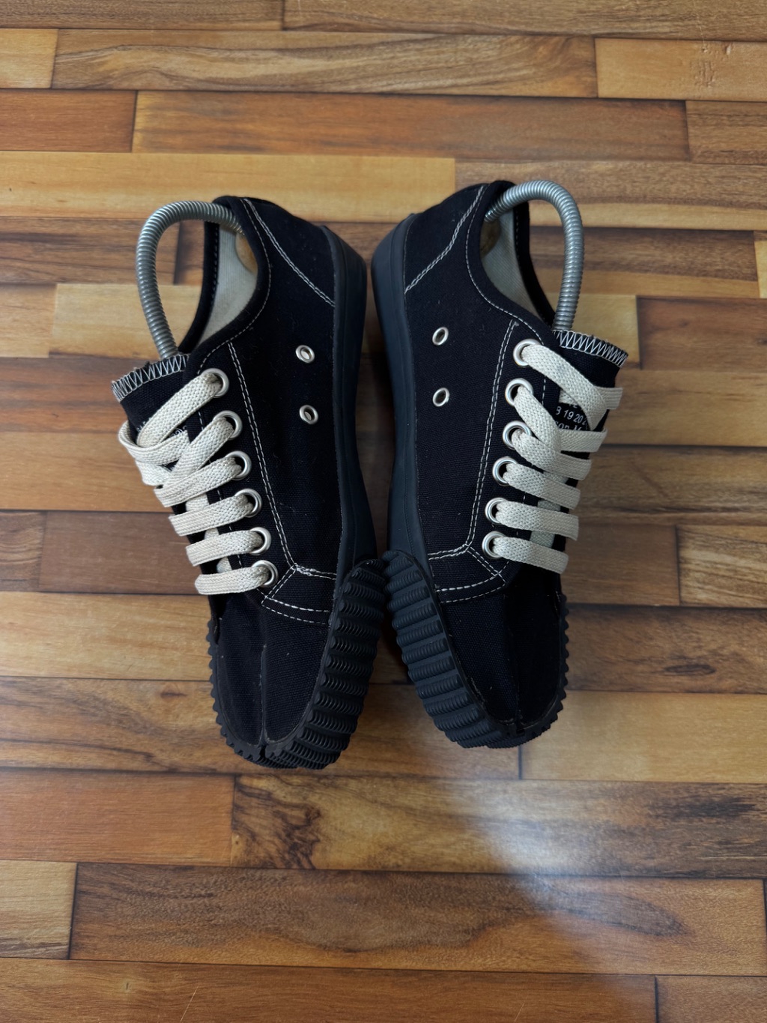 MAISON MARGIELA TABI CANVAS 🖤