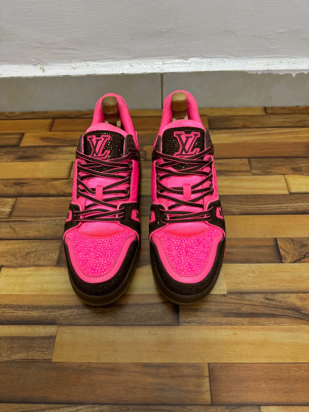 LOUIS VUITTON TRAINERS CRYSTAL EMBELLISHED DESIGN