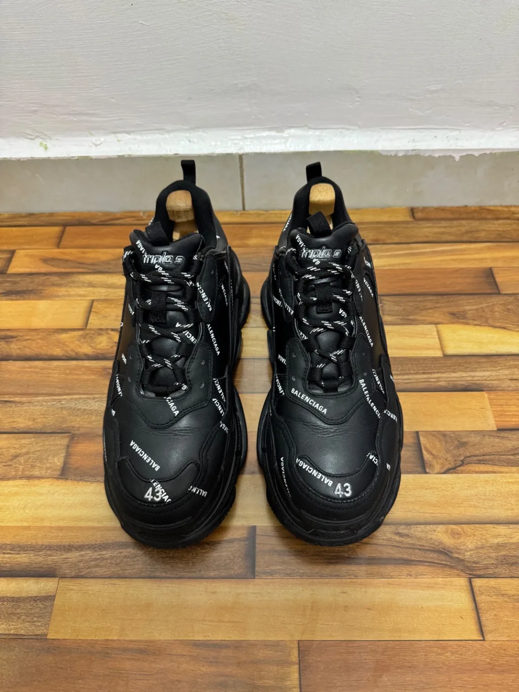 BALENCIAGA TRIPPLE S 🖤