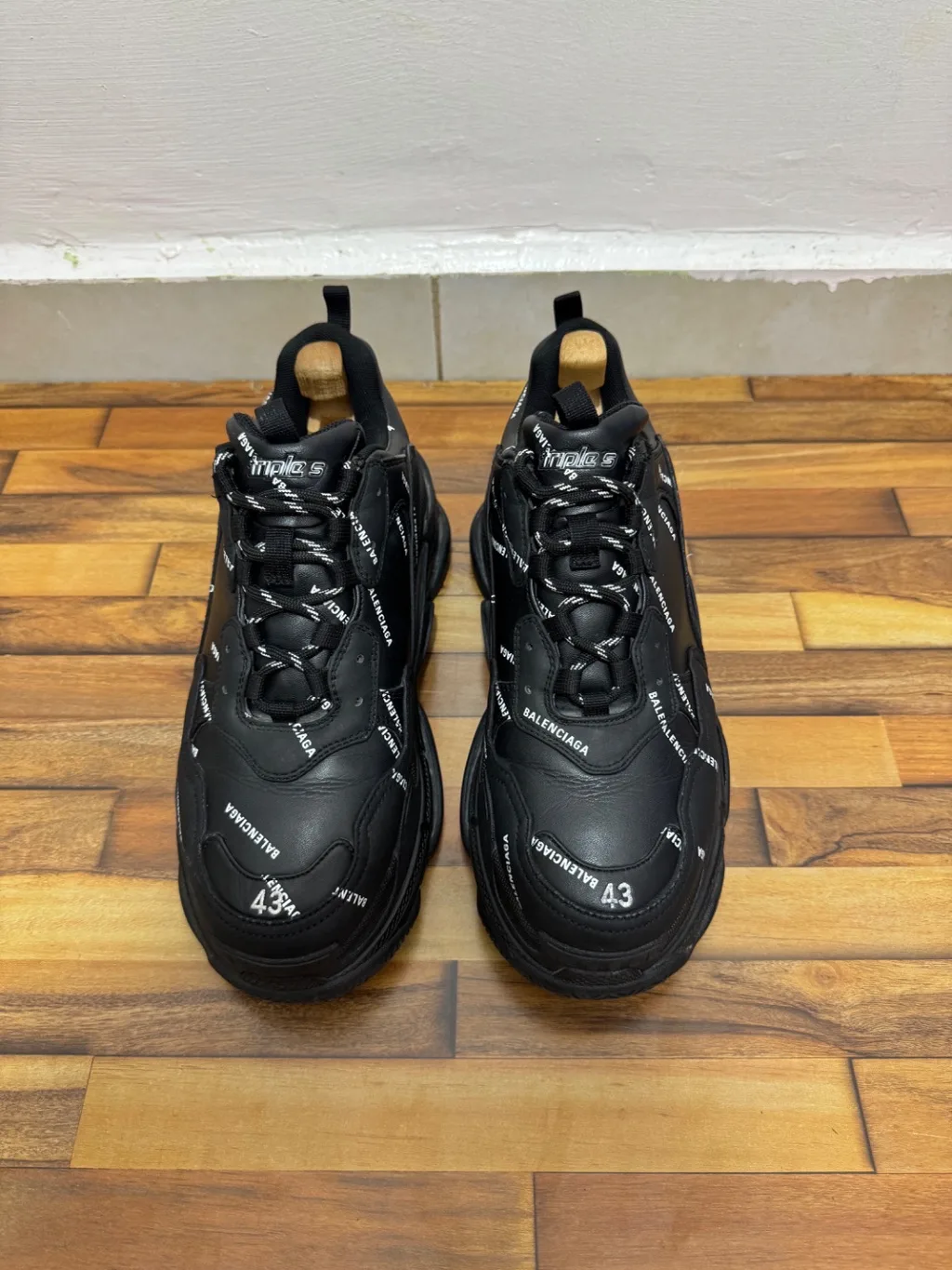 BALENCIAGA TRIPPLE S 🖤