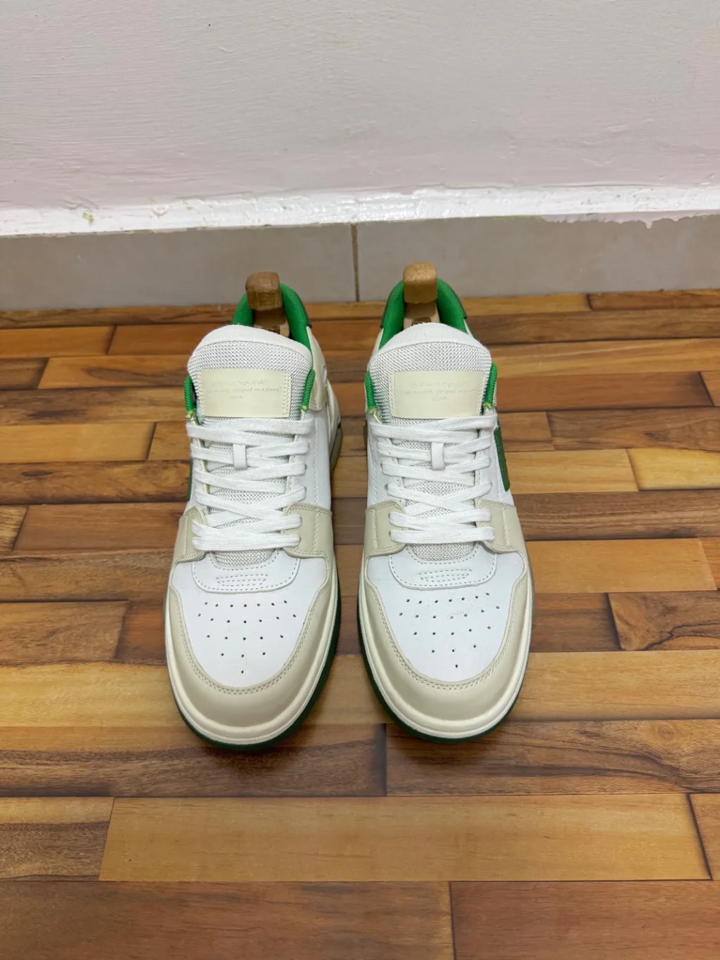 OFF WHITE OUT OF OFFICE 🤍