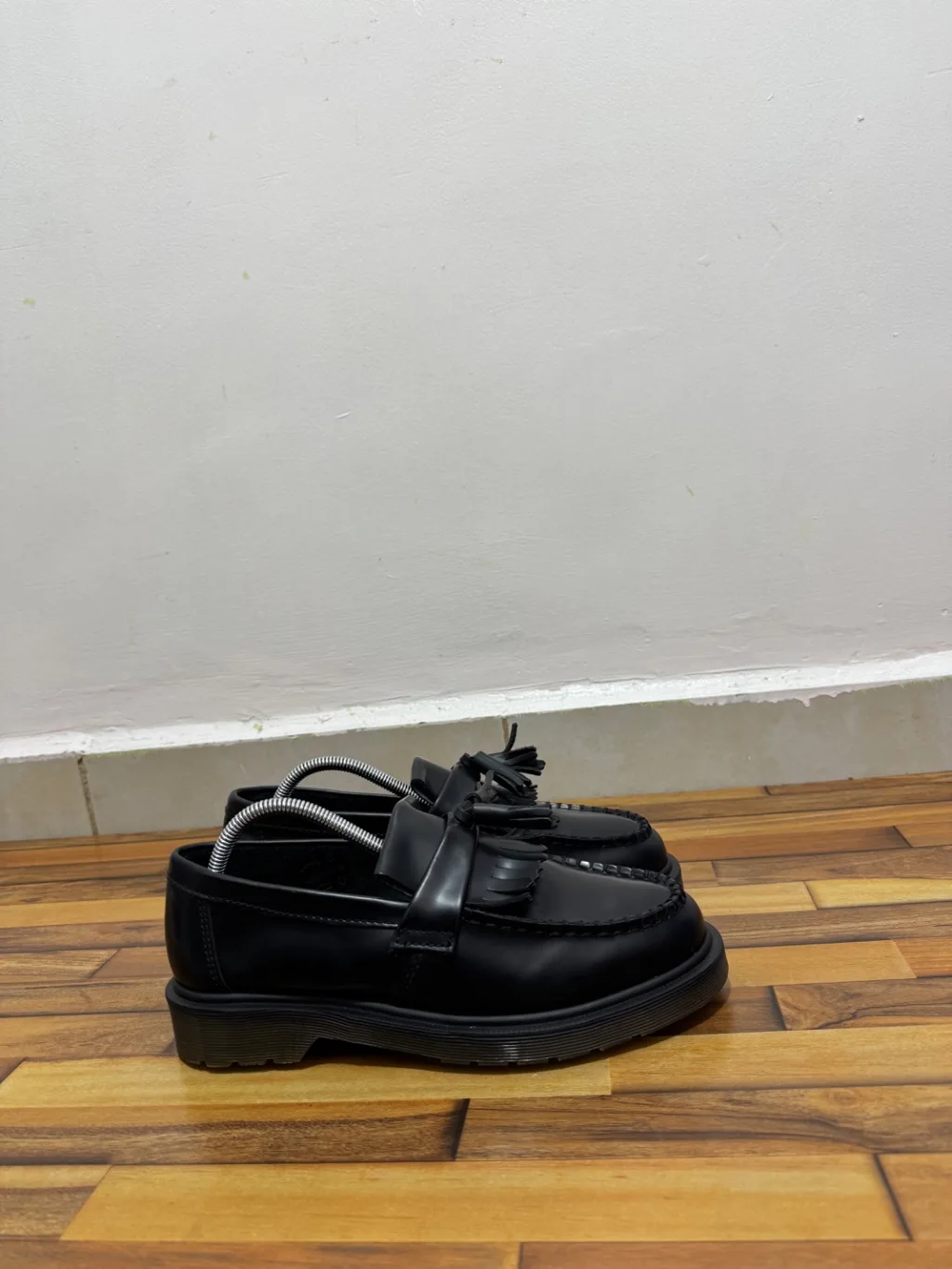 DR MARTENS ADRIANS TASSEL LOAFERS 🖤