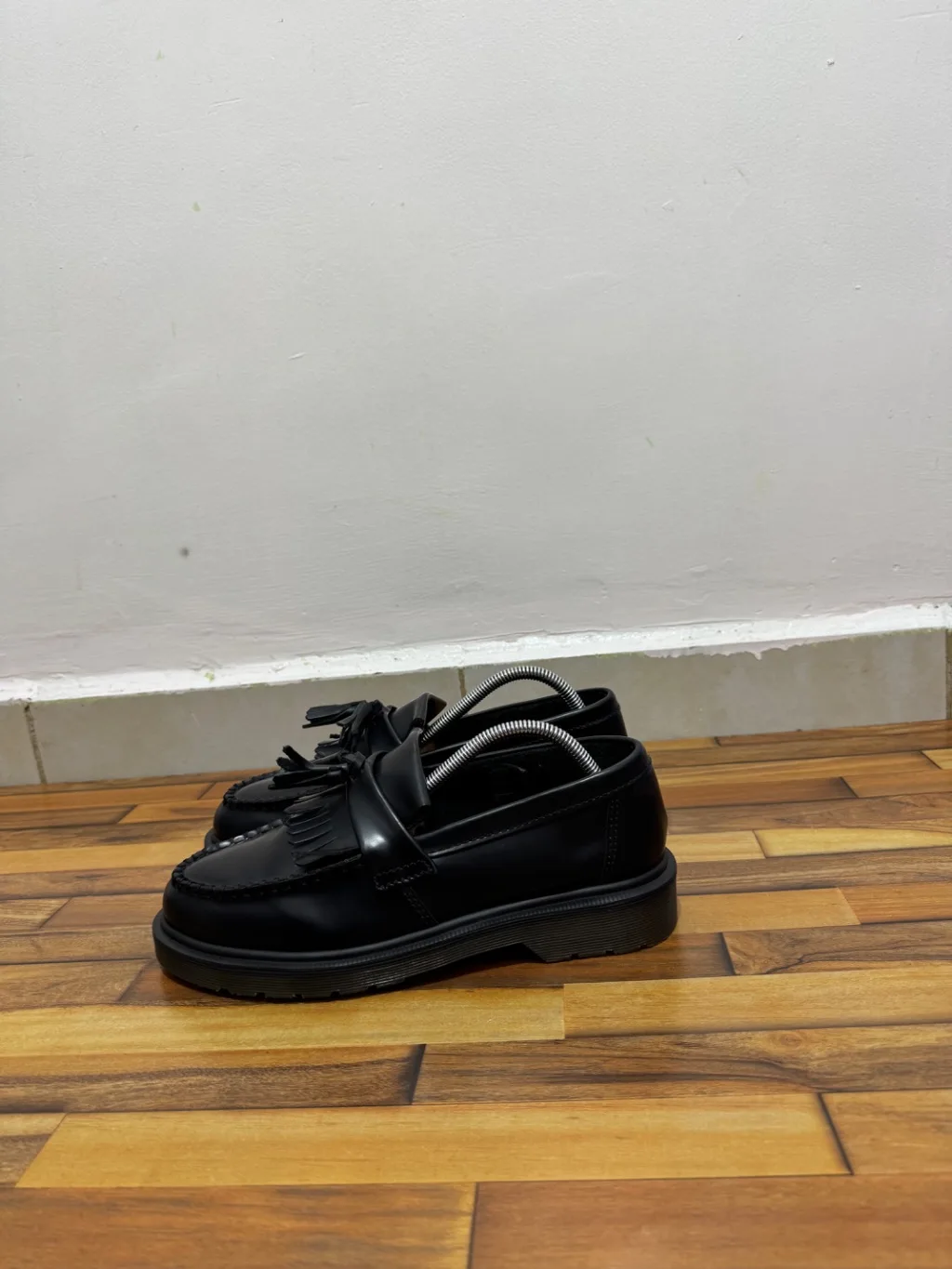 DR MARTENS ADRIANS TASSEL LOAFERS 🖤
