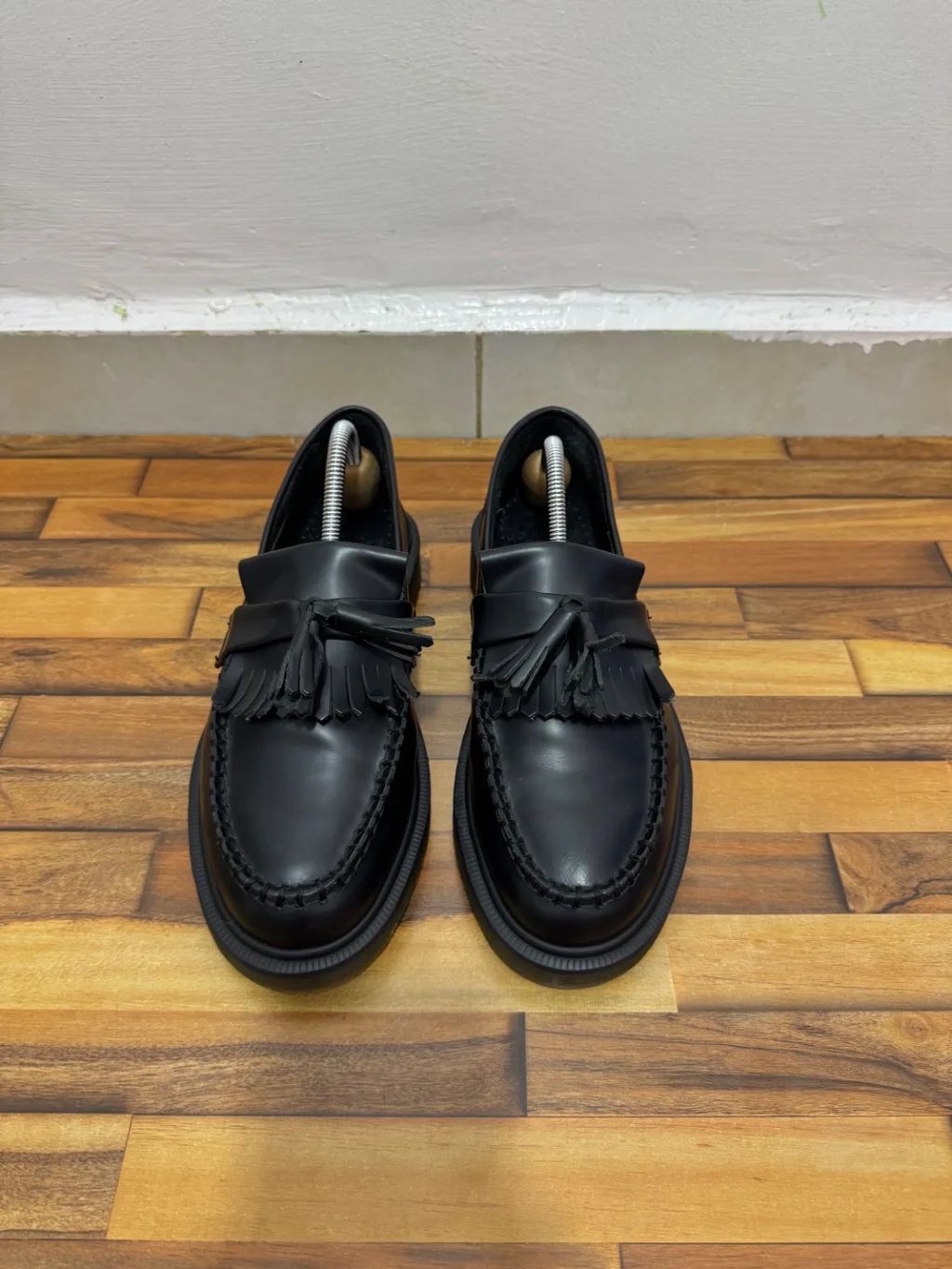 DR MARTENS ADRIANS TASSEL LOAFERS 🖤