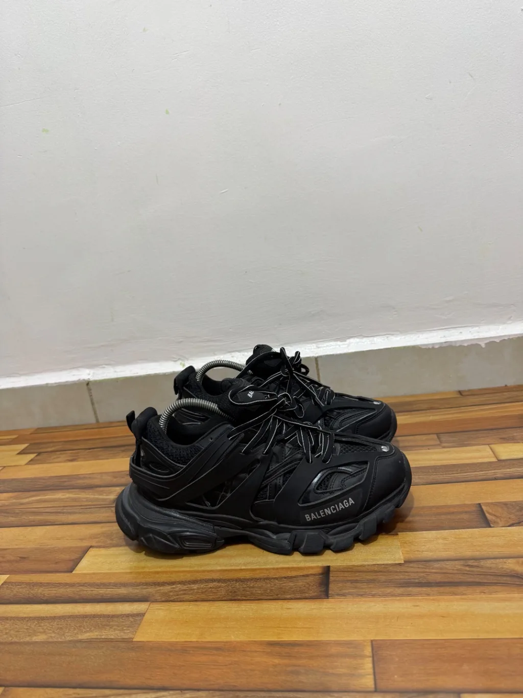 BALENCIAGA TRACK