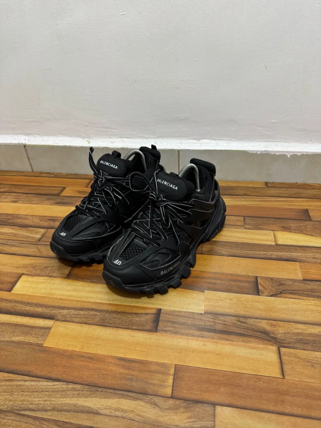 BALENCIAGA TRACK