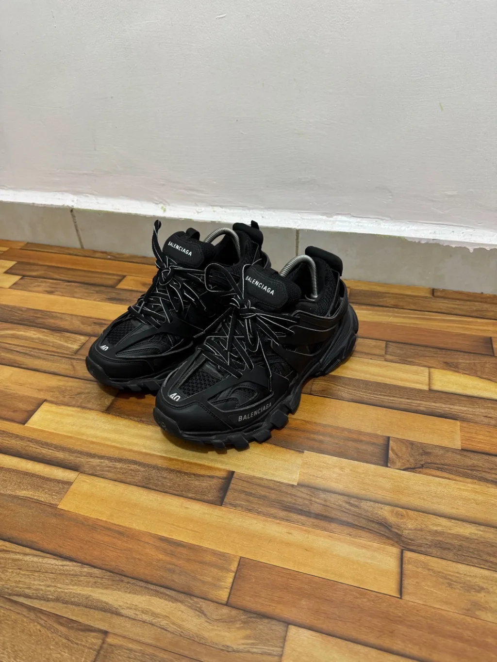 BALENCIAGA TRACK