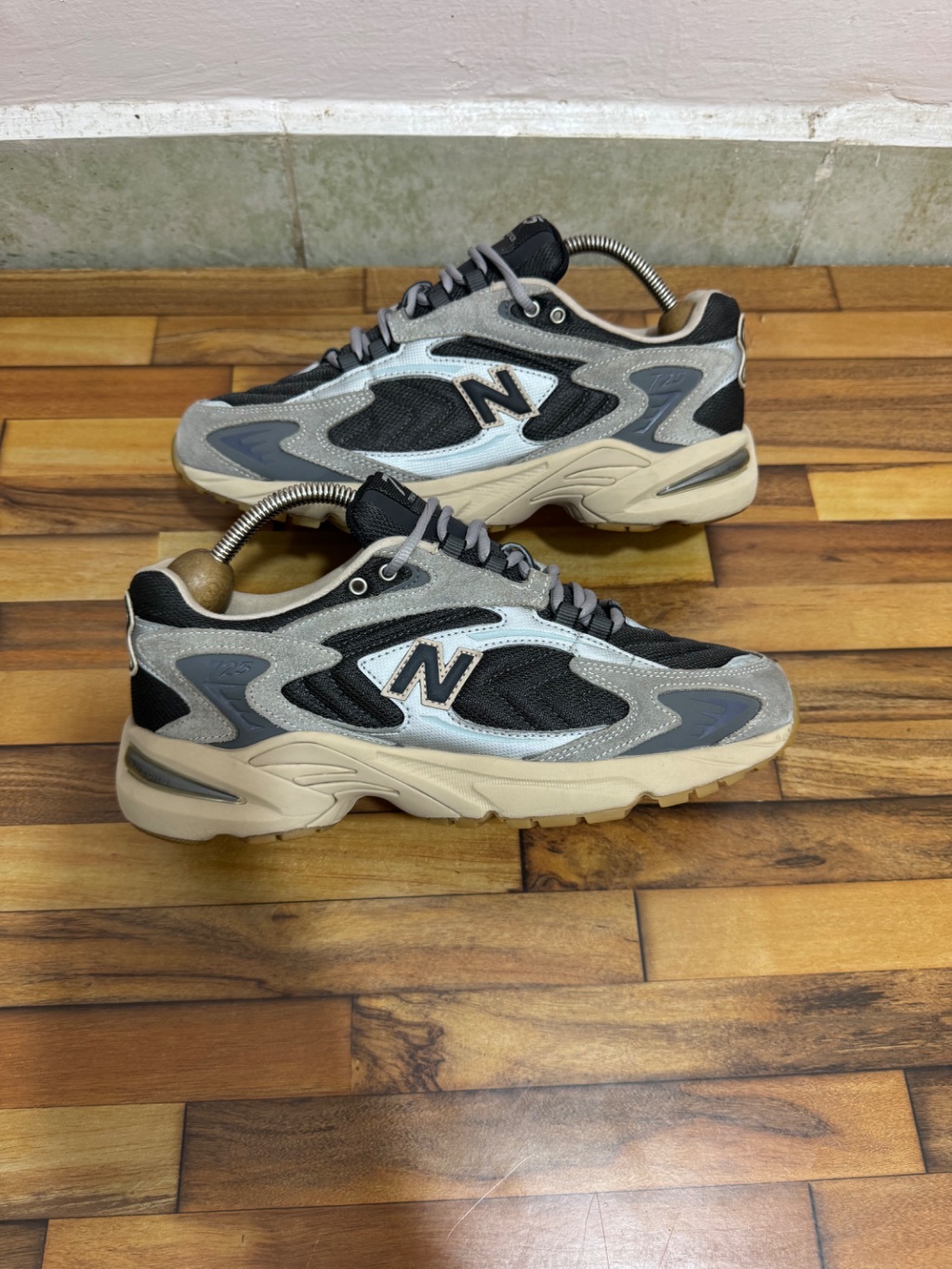 NEWBALANCE 725 🤎