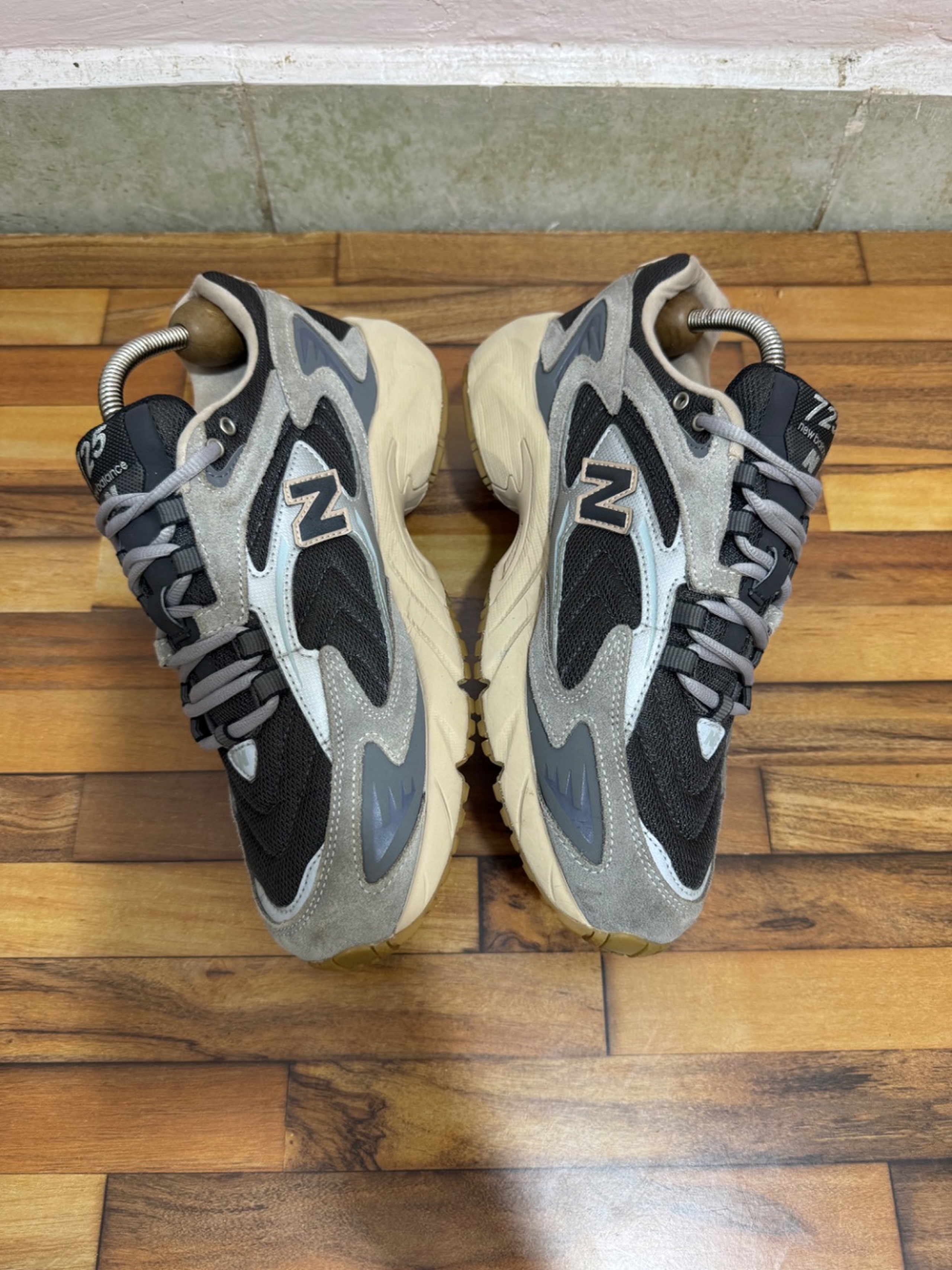 NEWBALANCE 725 🤎