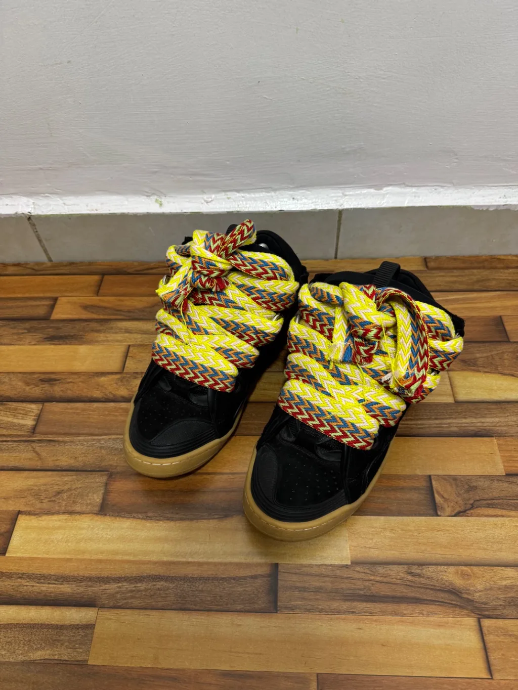 LANVIN CURBS