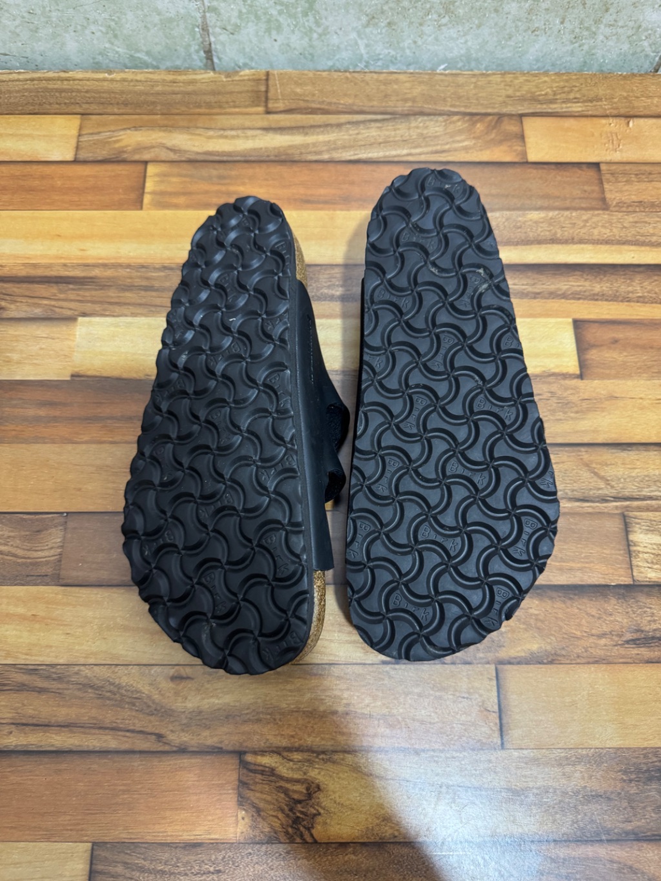 BIRKENSTOCK FLORIDA SOFT FOOTBED SANDALS 🖤