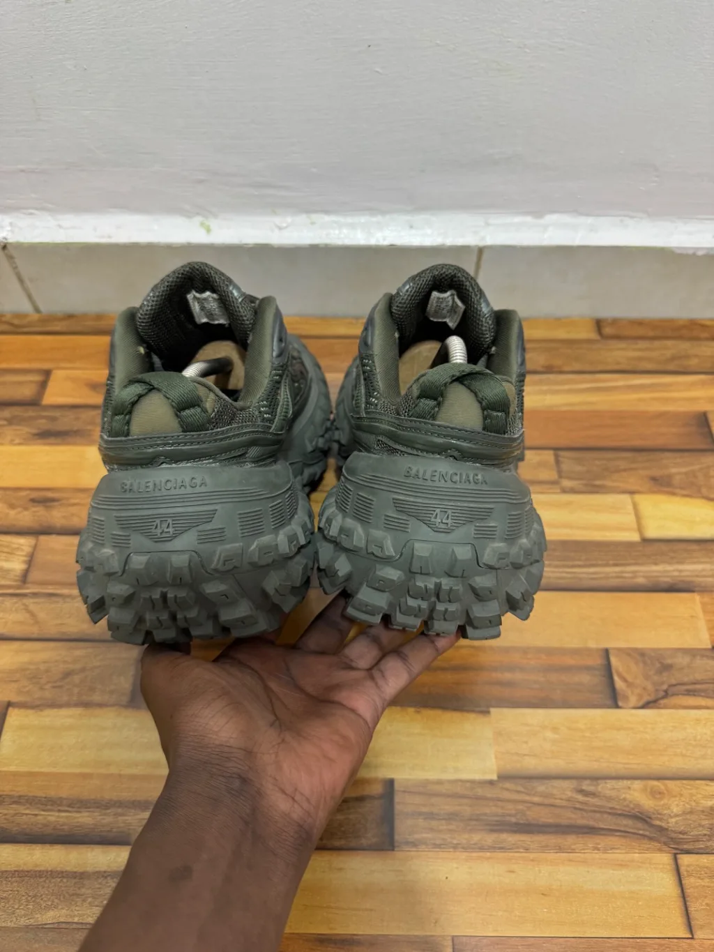 BALENCIAGA DEFENDERS