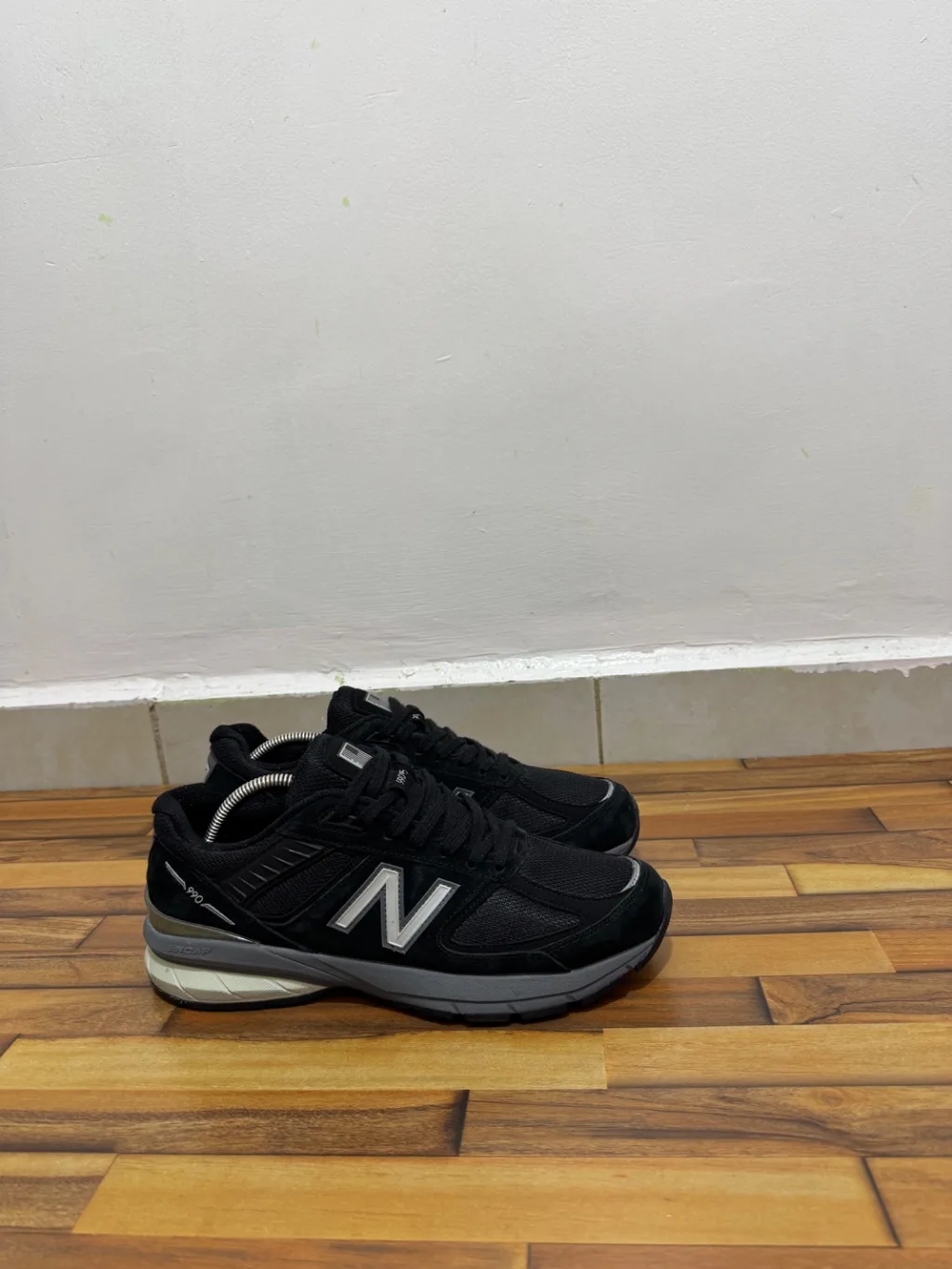 NEWBALANCE 990 🖤